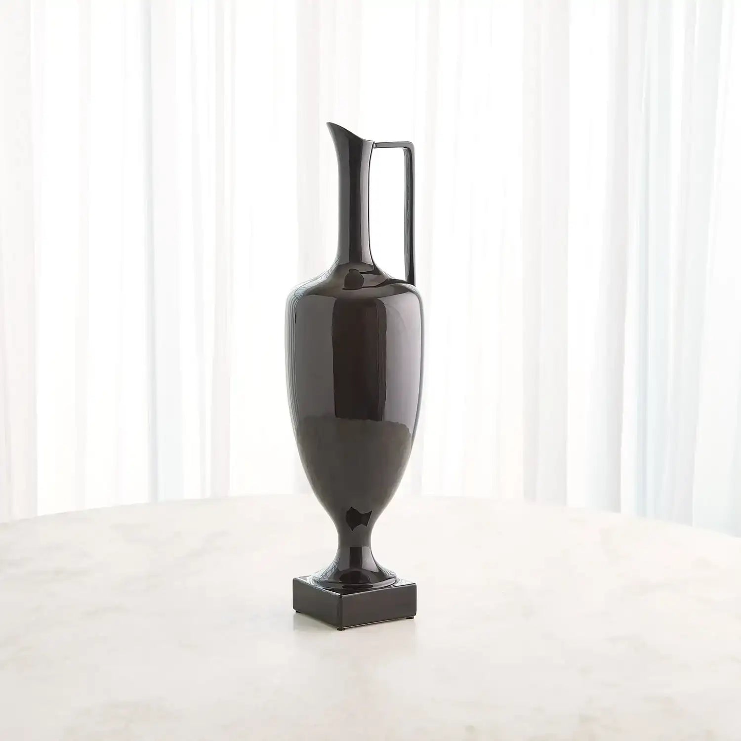 GLOBAL VIEWS QUIET CURVE URN - Decorative Accents