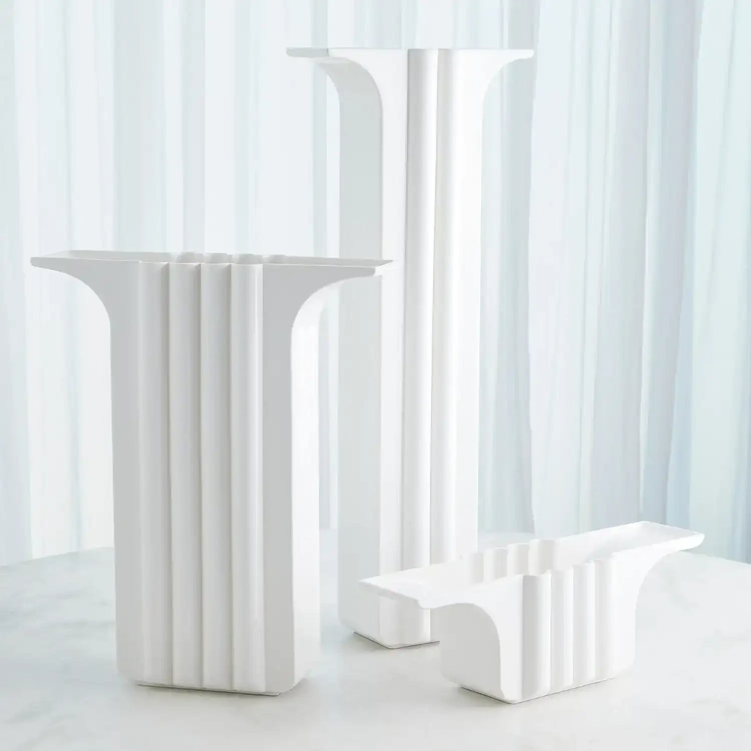 GLOBAL VIEWS FLYING COLUMN VASE - Decorative Accents