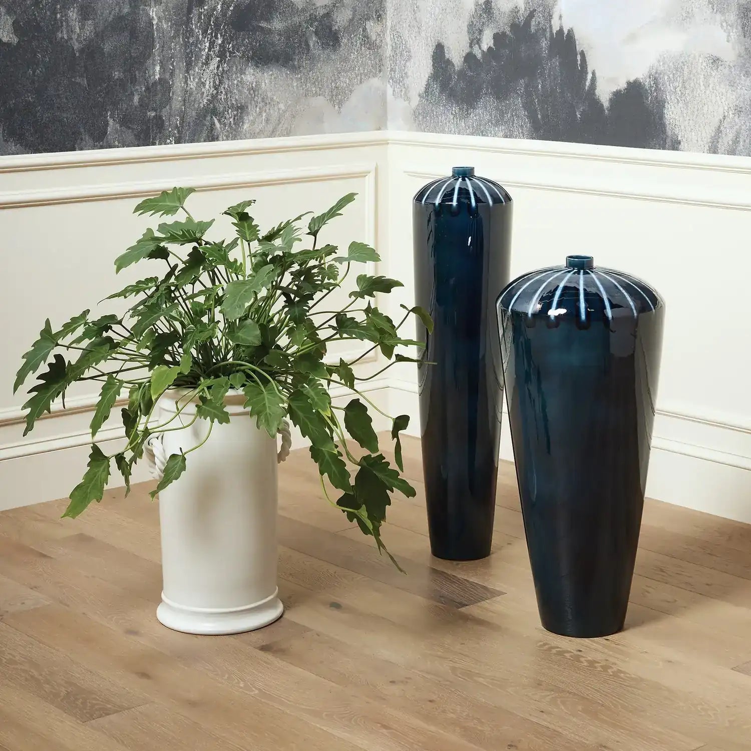 GLOBAL VIEWS DOMED VASE - Decorative Accents