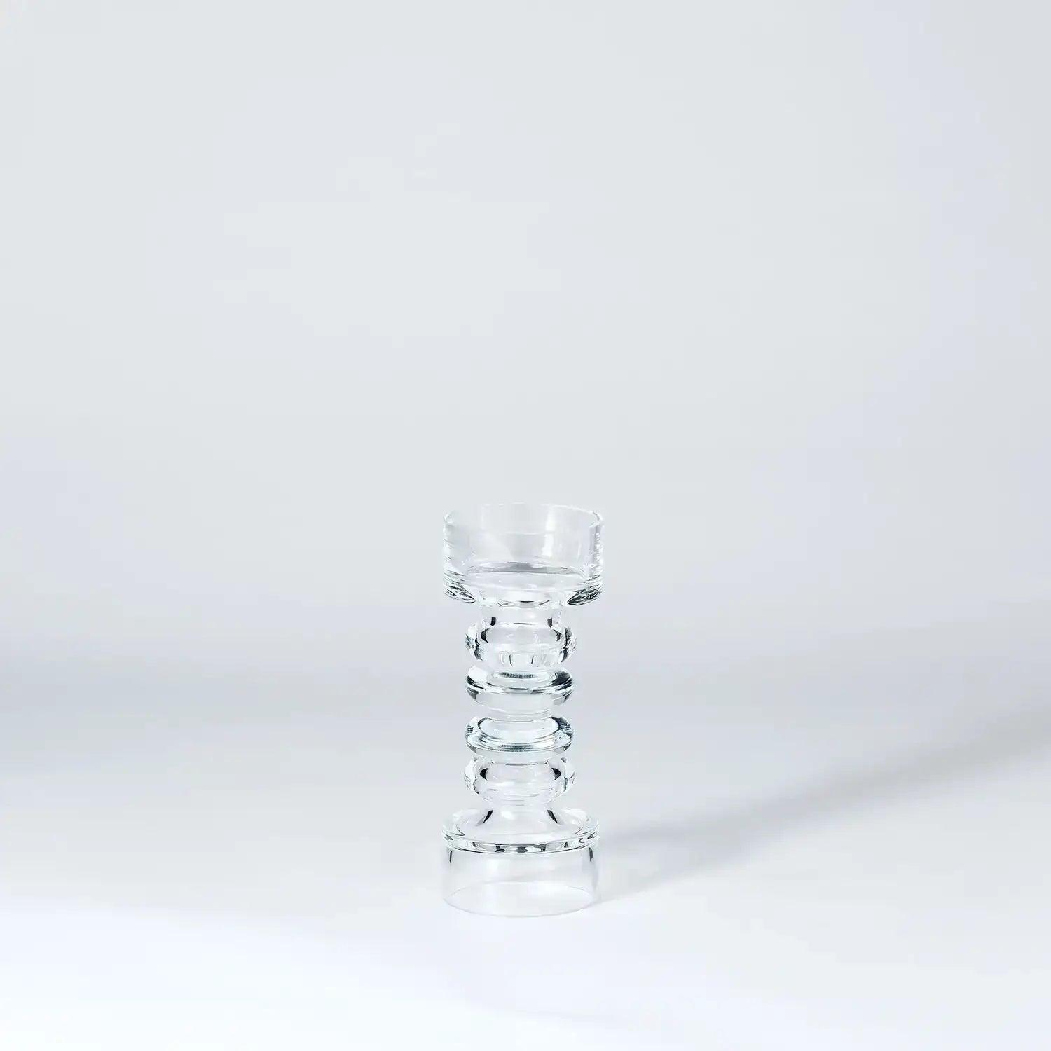 GLOBAL VIEWS GLASS RIBBED CANDLEHOLDER/VASE - DO NOT SHOW ON WEBSITE