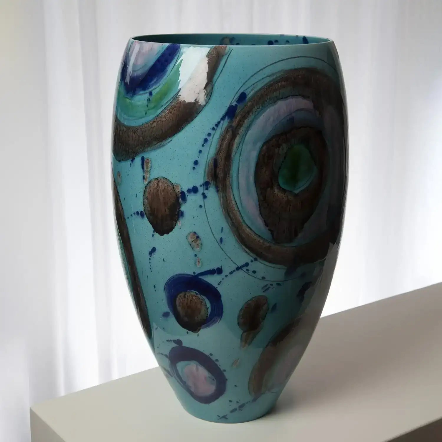 GLOBAL VIEWS BLUE SPOTS VASE - Decorative Accents