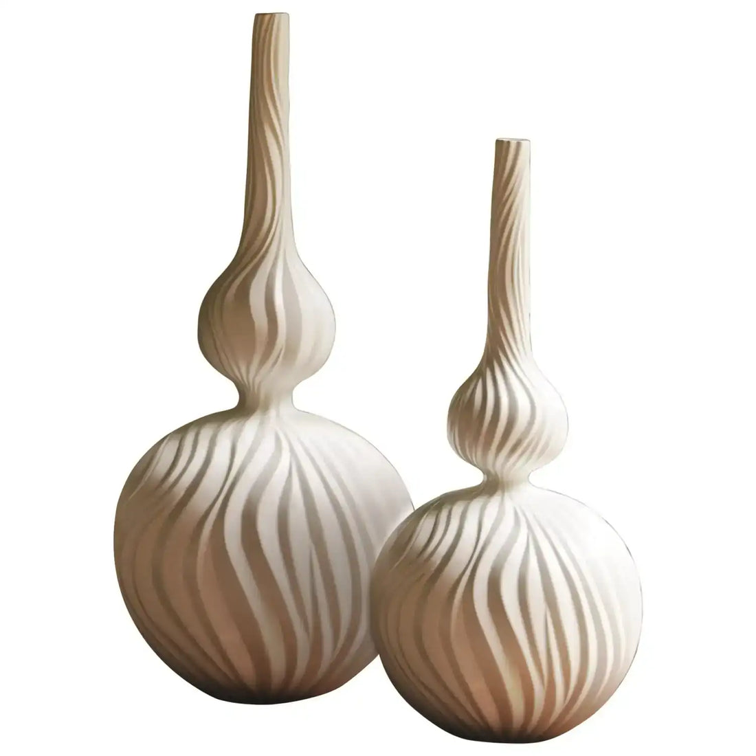 GLOBAL VIEWS MAGURA VASE - Decorative Accents