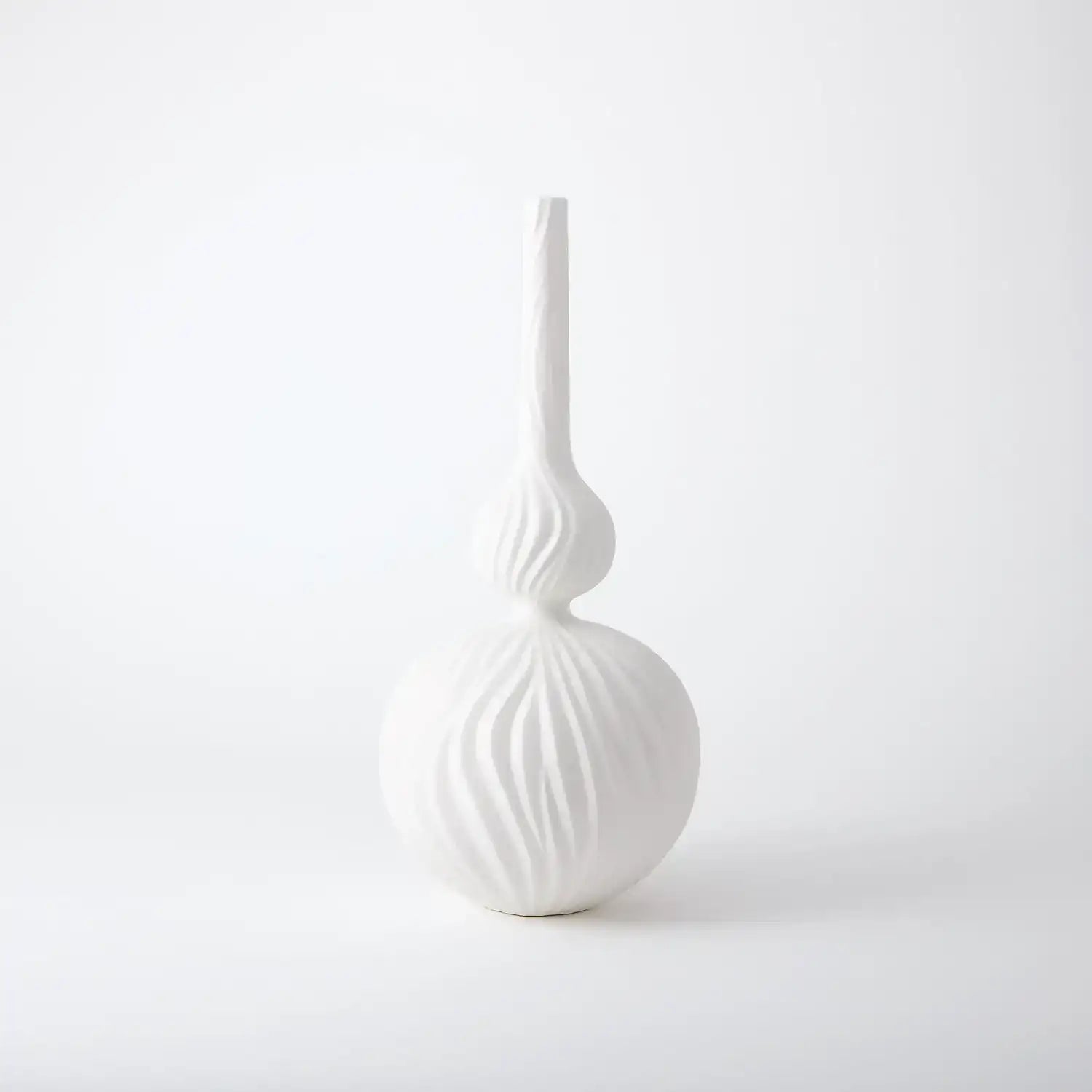 GLOBAL VIEWS MAGURA VASE - Decorative Accents