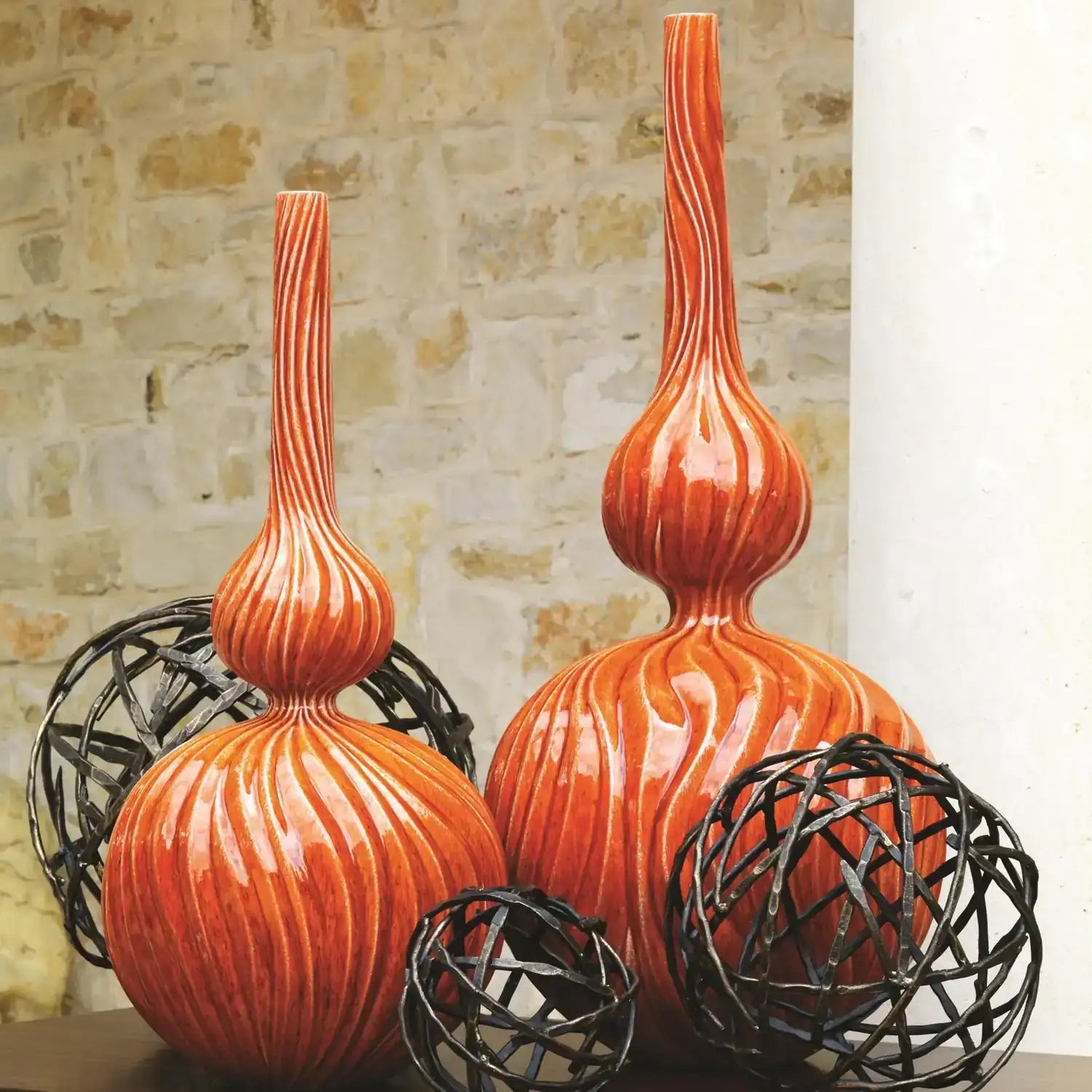 GLOBAL VIEWS MAGURA VASE - Decorative Accents
