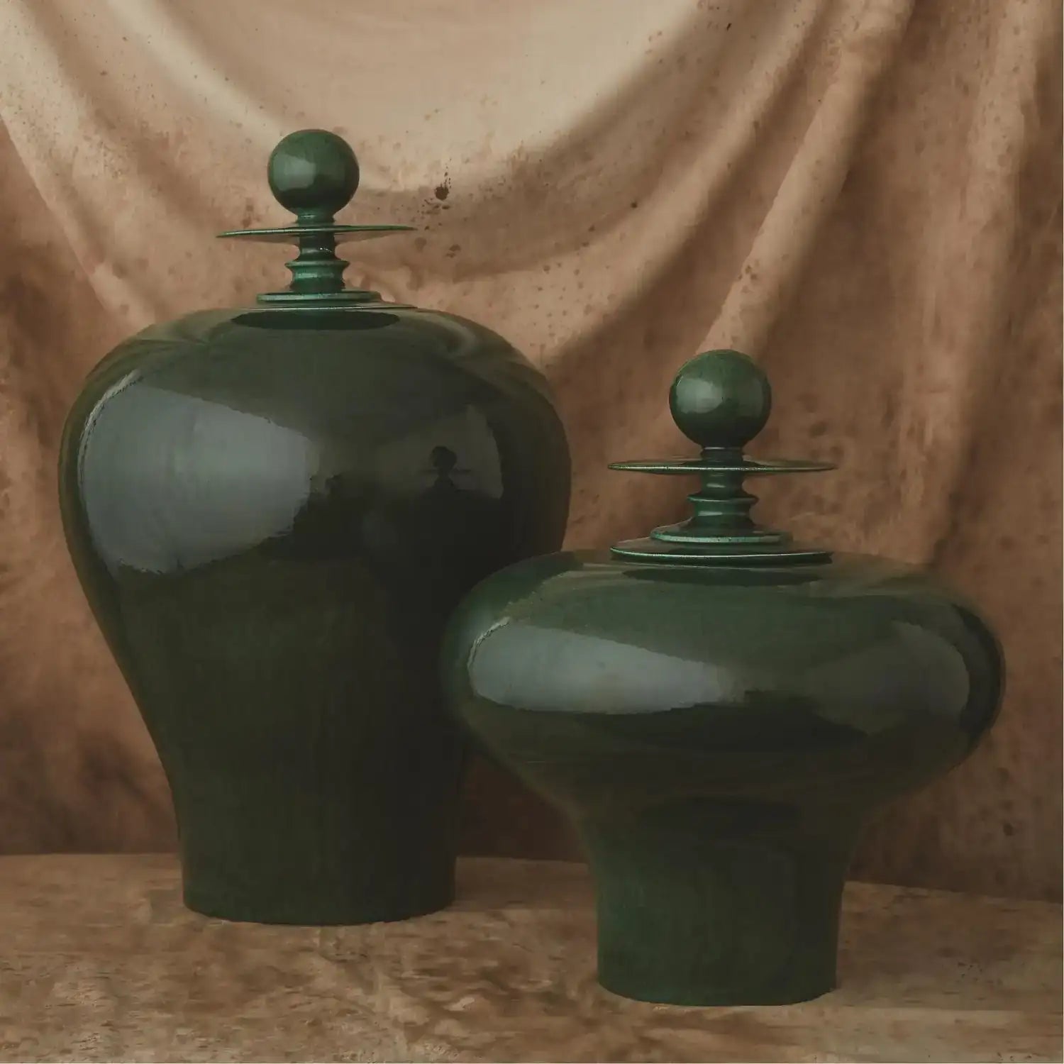GLOBAL VIEWS HAPPY TEMPLE JAR - Decorative Accents
