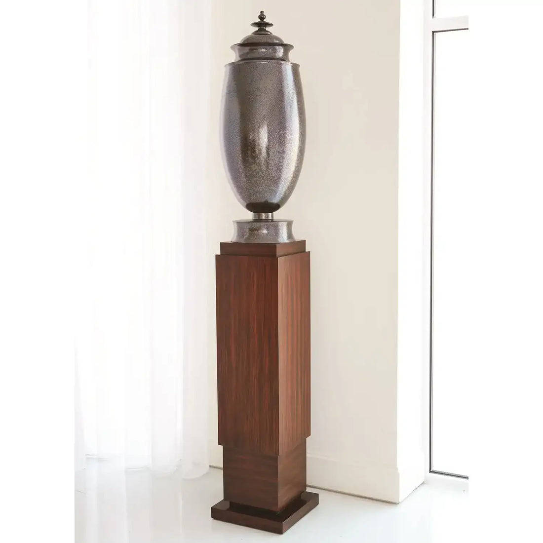 GLOBAL VIEWS SINGLE SKYSCRAPER PEDESTAL - Decorative Accents