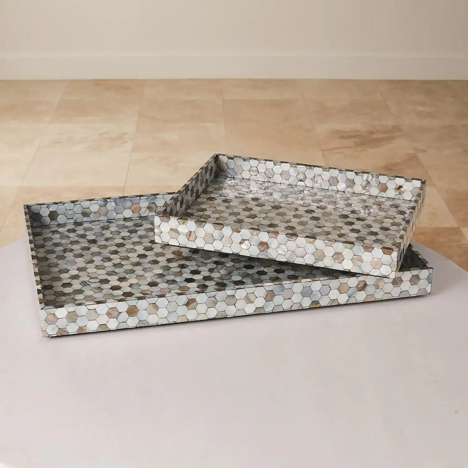 GLOBAL VIEWS MOTHER OF PEARL TRAY - Decorative Accents