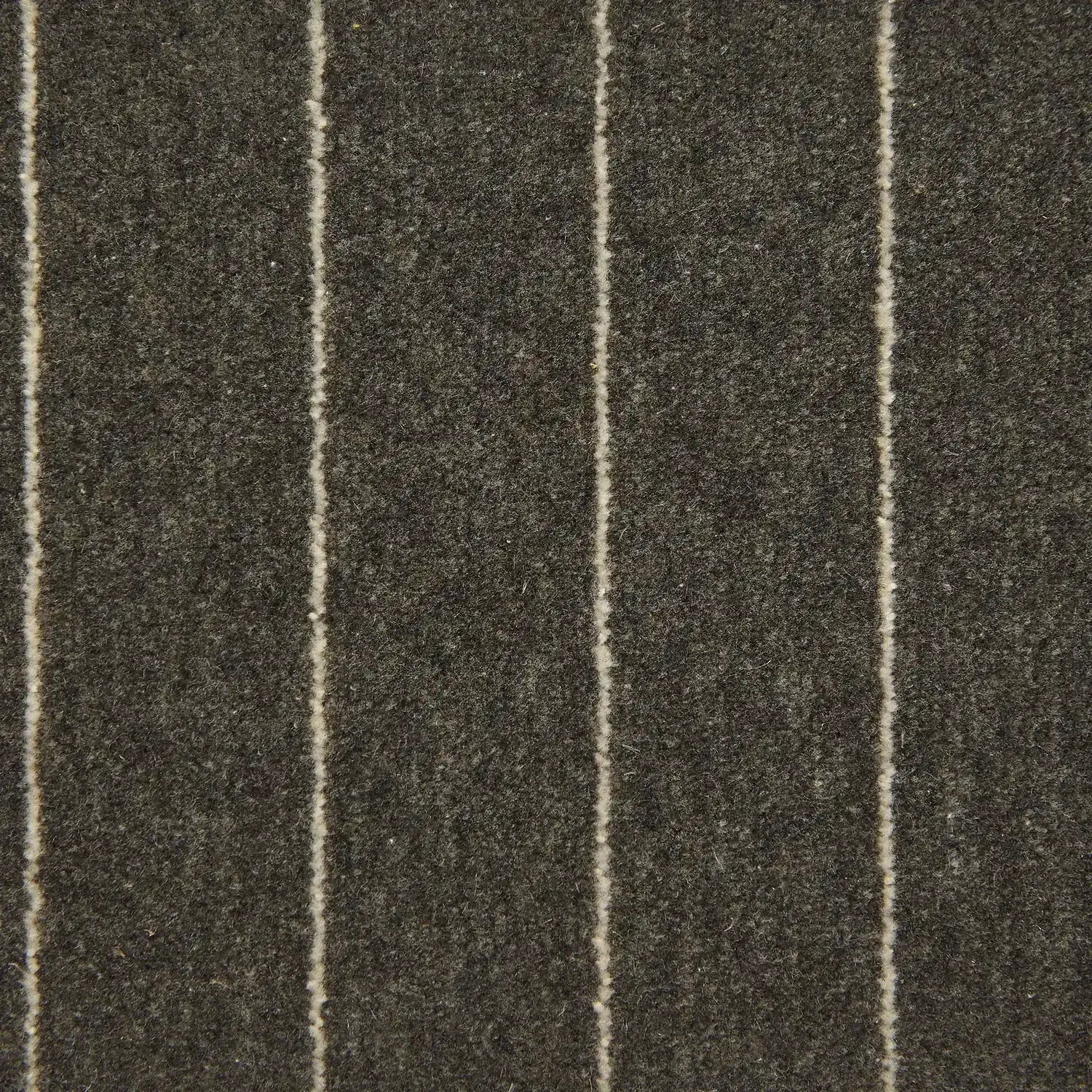 GLOBAL VIEWS TAILORED SOFA - Sofa