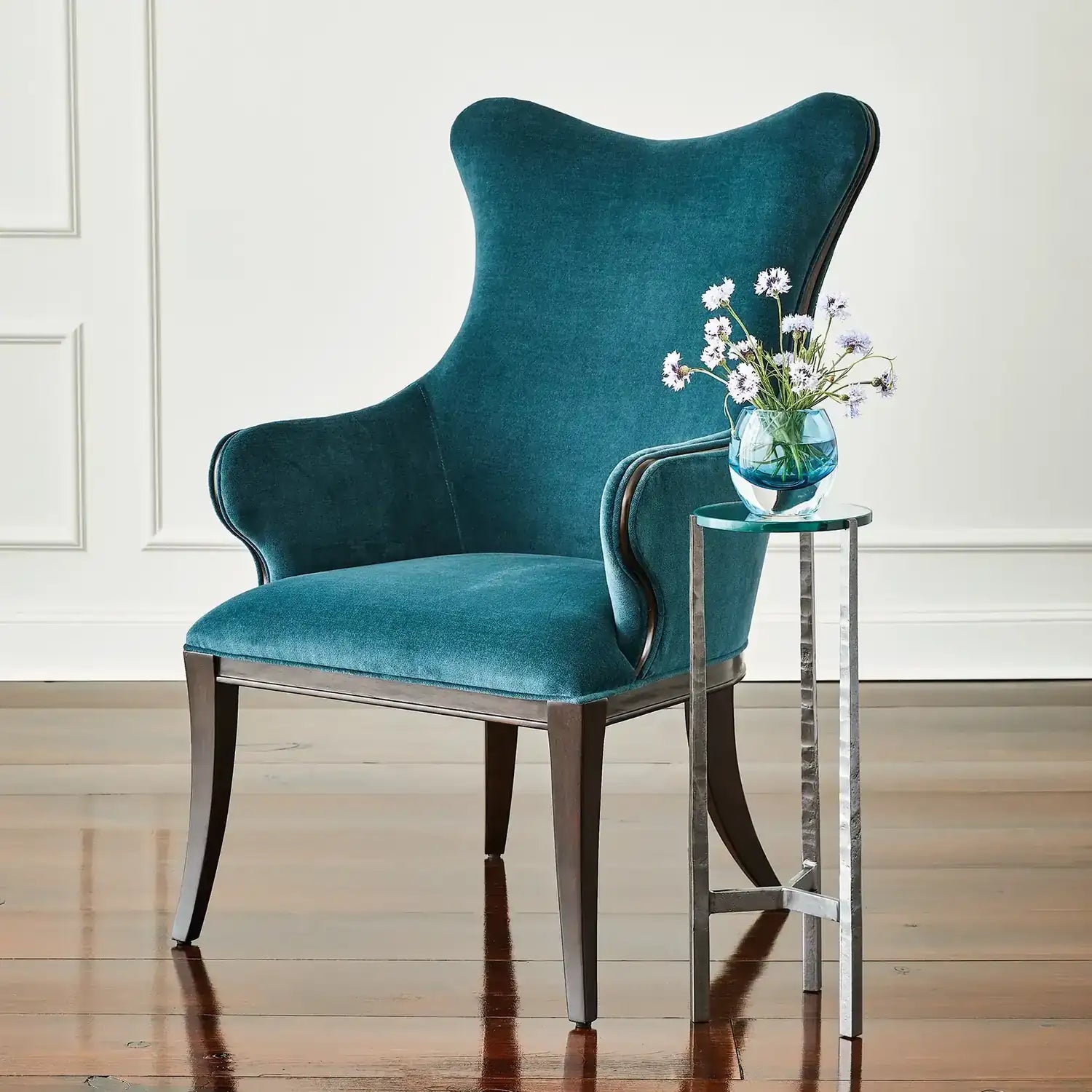 GLOBAL VIEWS EVELYN CHAIR - Lounge