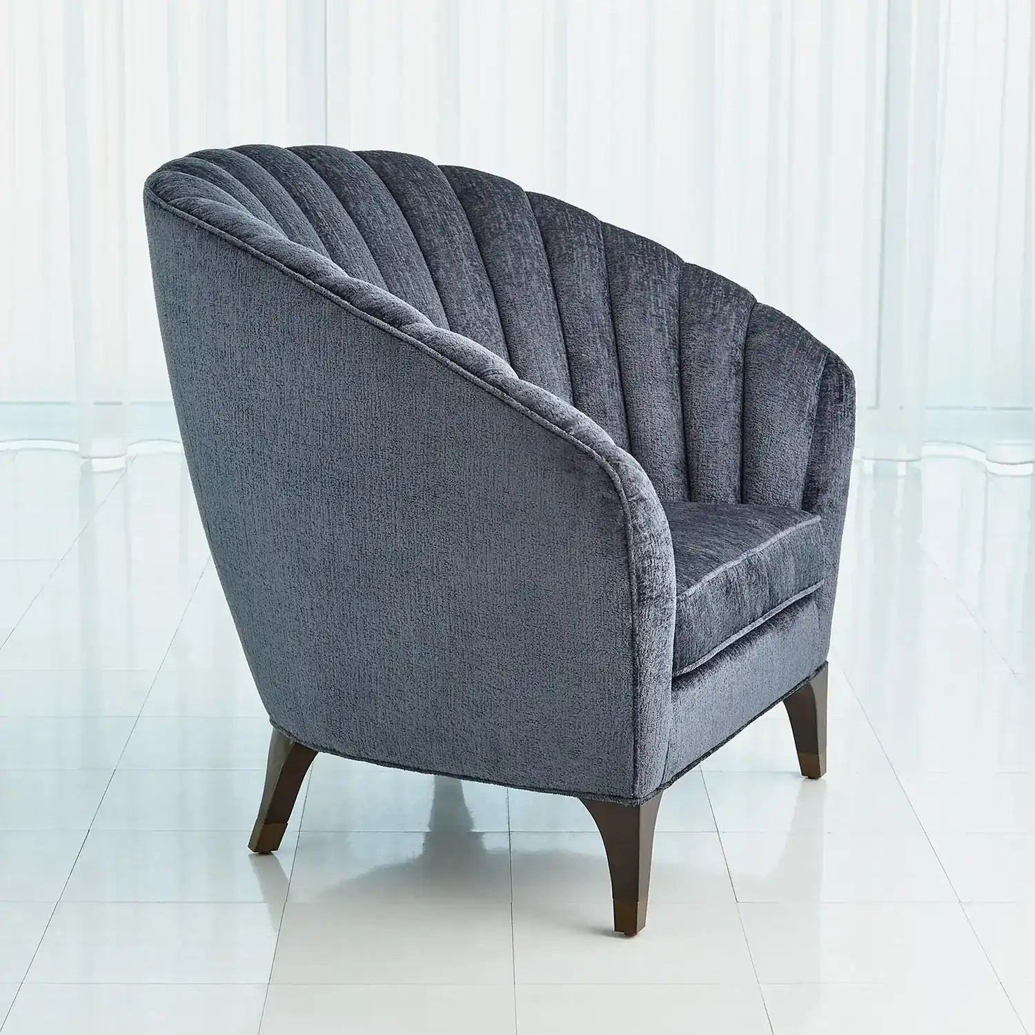 GLOBAL VIEWS LUXE LOUNGE CHAIR - Lounge