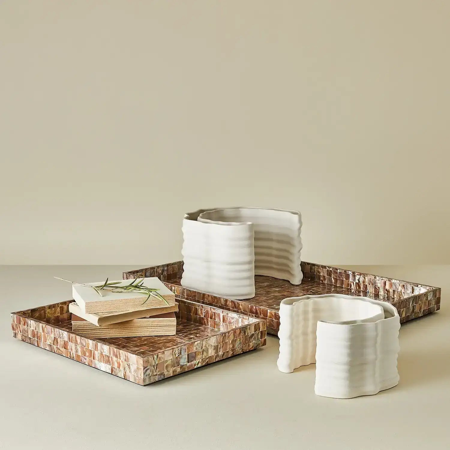 GLOBAL VIEWS MOTHER OF PEARL TRAY - Decorative Accents