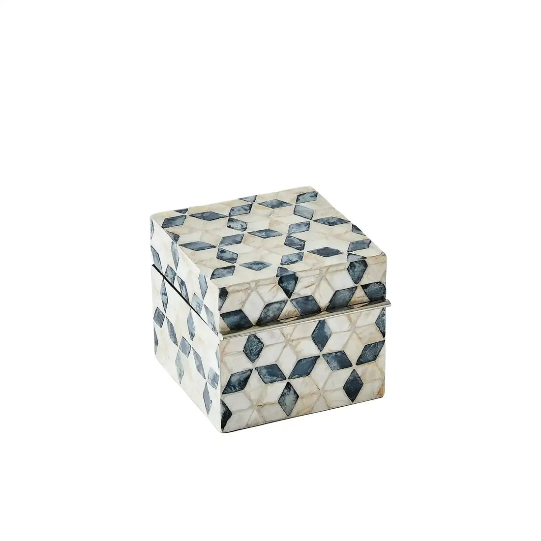 GLOBAL VIEWS CAPIZ SHELL BOX - Decorative Accents