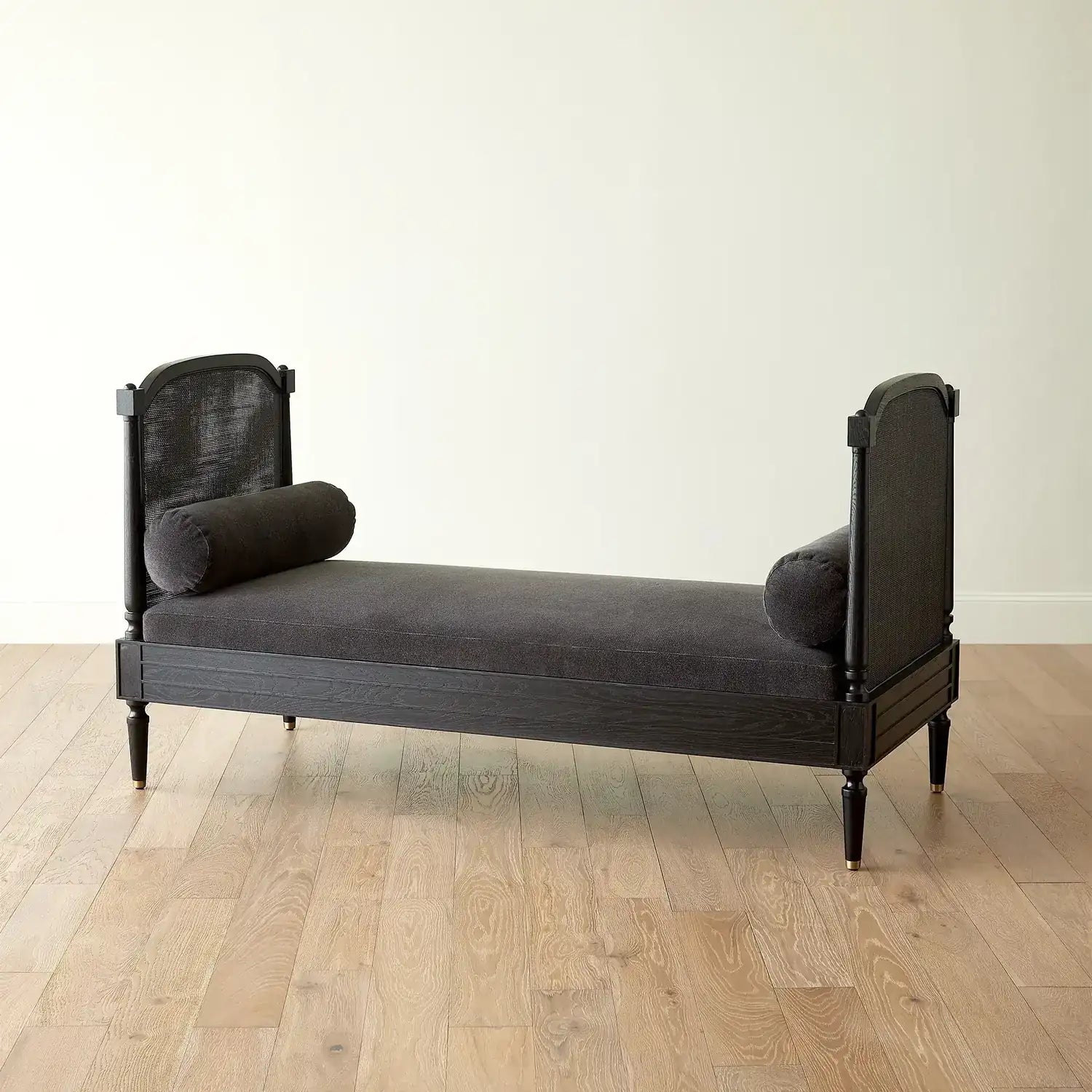GLOBAL VIEWS JOSEPHINE DAYBED - Beds