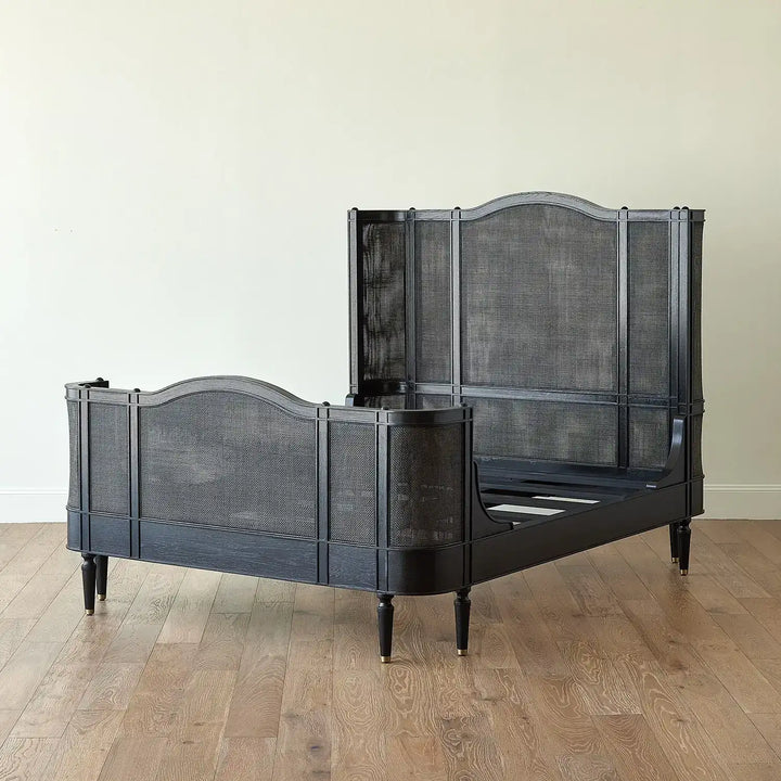 GLOBAL VIEWS JOSEPHINE QUEEN BED - Beds