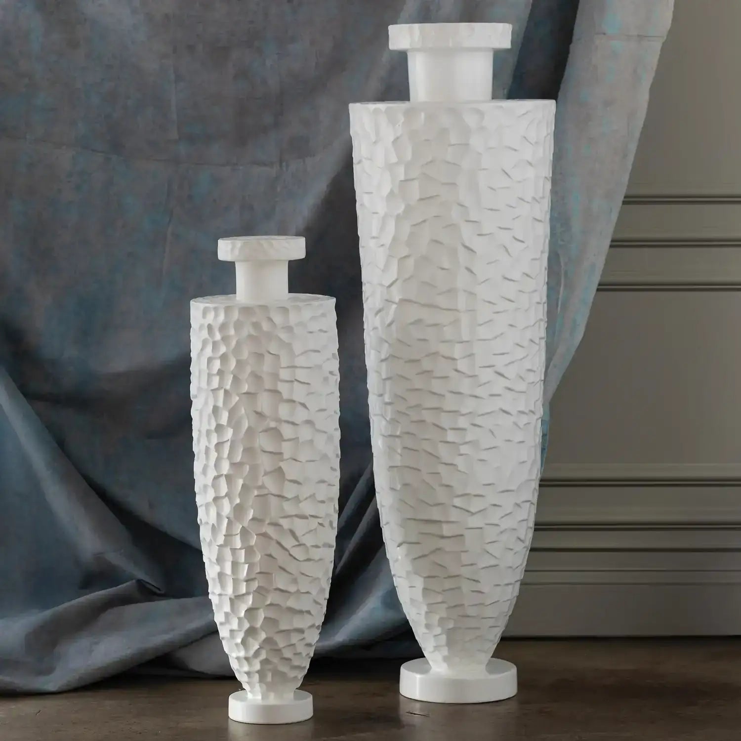 GLOBAL VIEWS MONUMENTAL CHISELED VASE - Decorative Accents