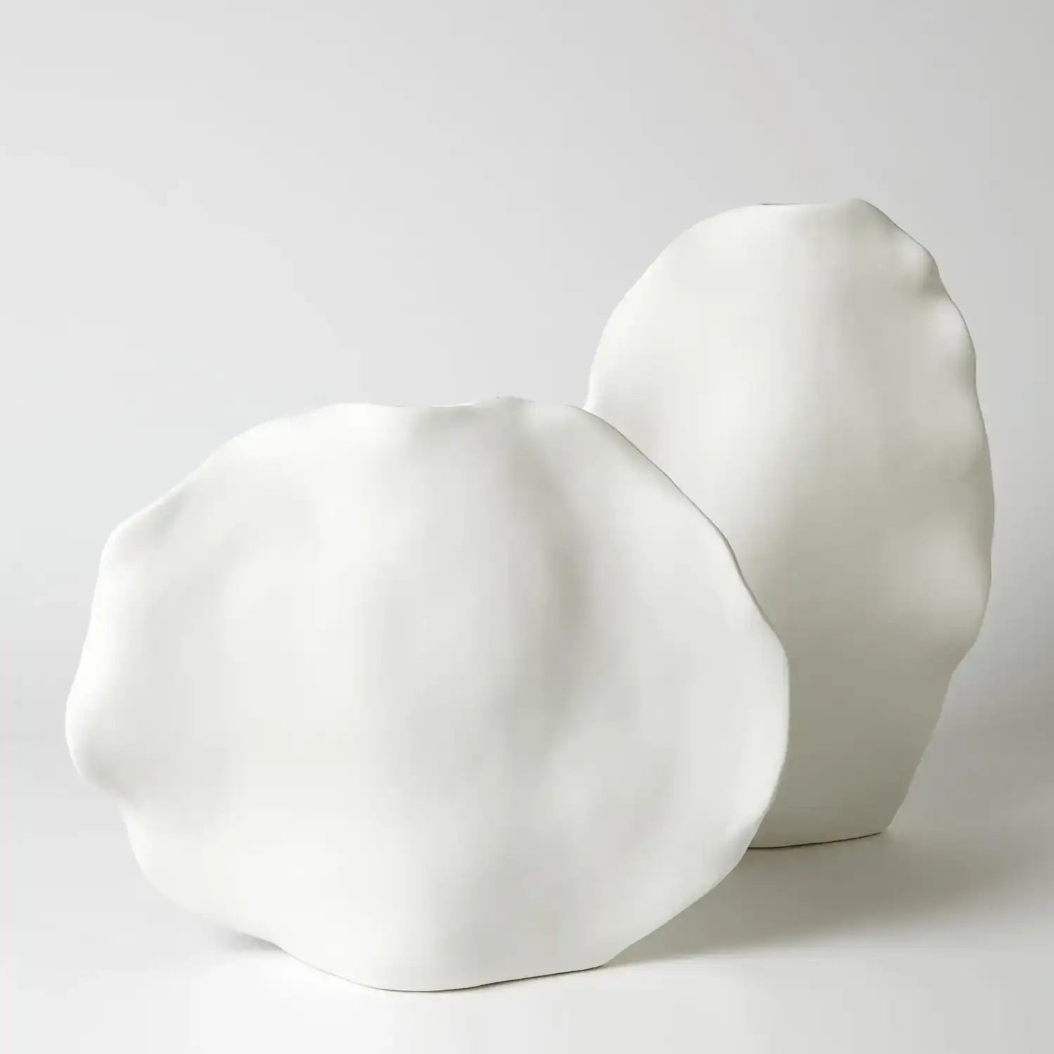 GLOBAL VIEWS KELP VASE - Decorative Accents