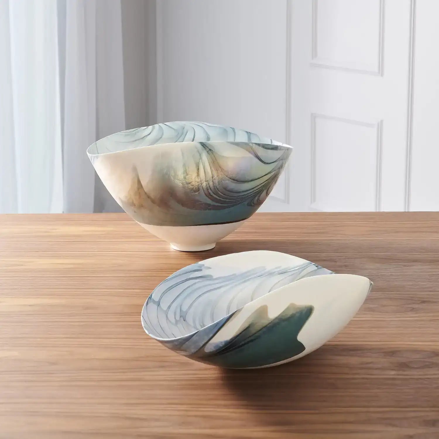 GLOBAL VIEWS IVORY TURQUOISE FEATHER SWIRL OVAL BOWL - Art