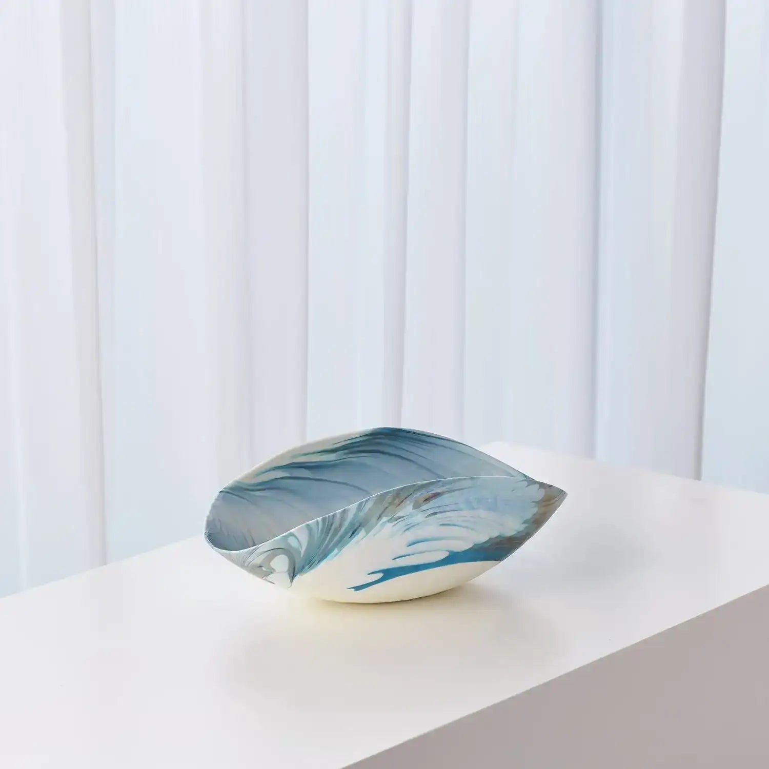 GLOBAL VIEWS IVORY TURQUOISE FEATHER SWIRL OVAL FOLDED BOWL - Art