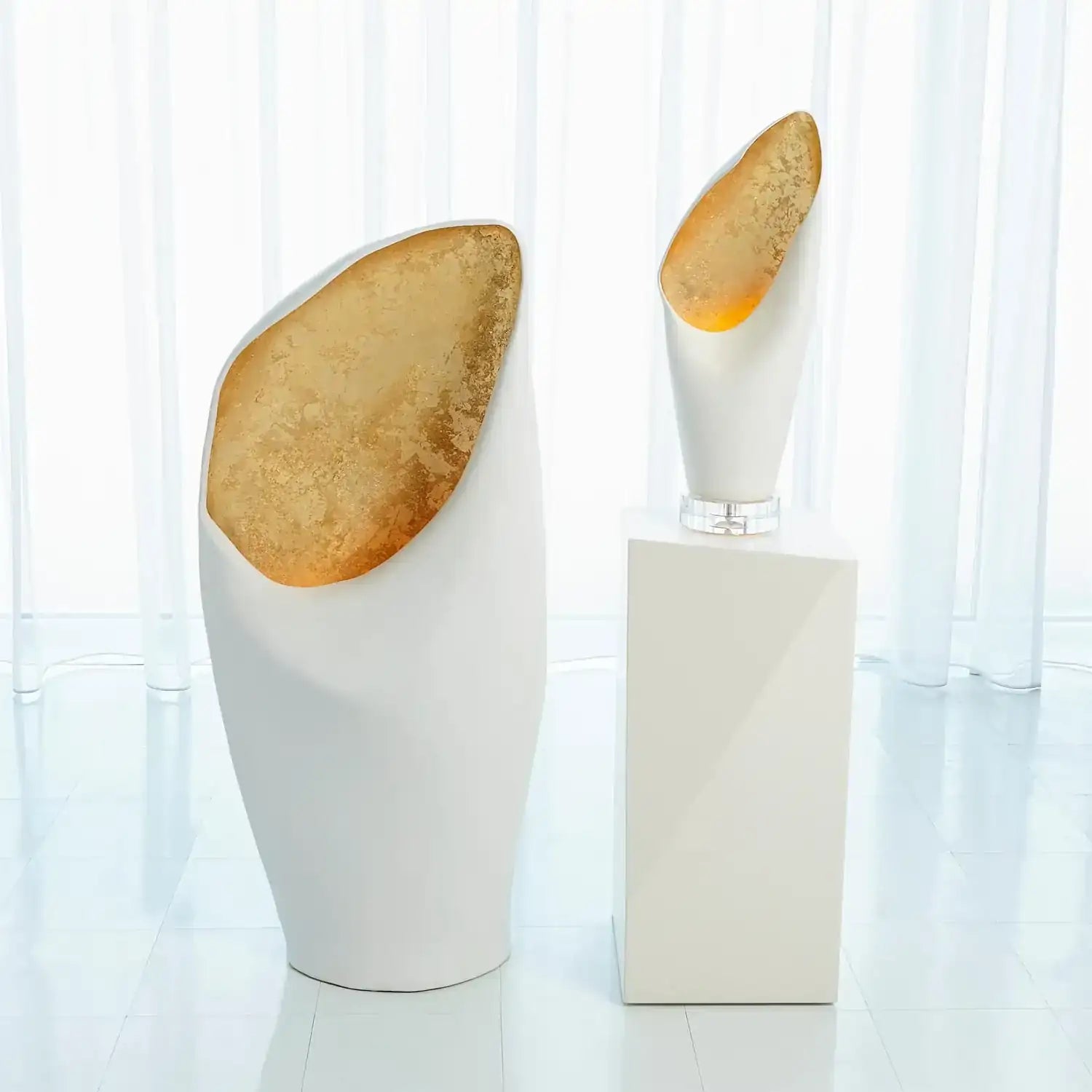 GLOBAL VIEWS, COWL LAMP, TABLE LAMPS