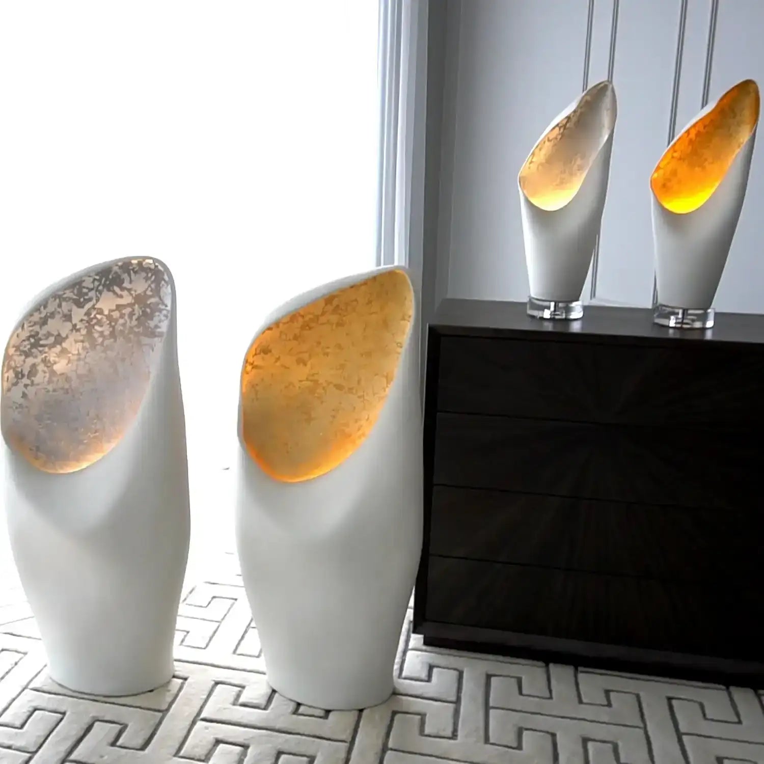 GLOBAL VIEWS, COWL LAMP, TABLE LAMPS