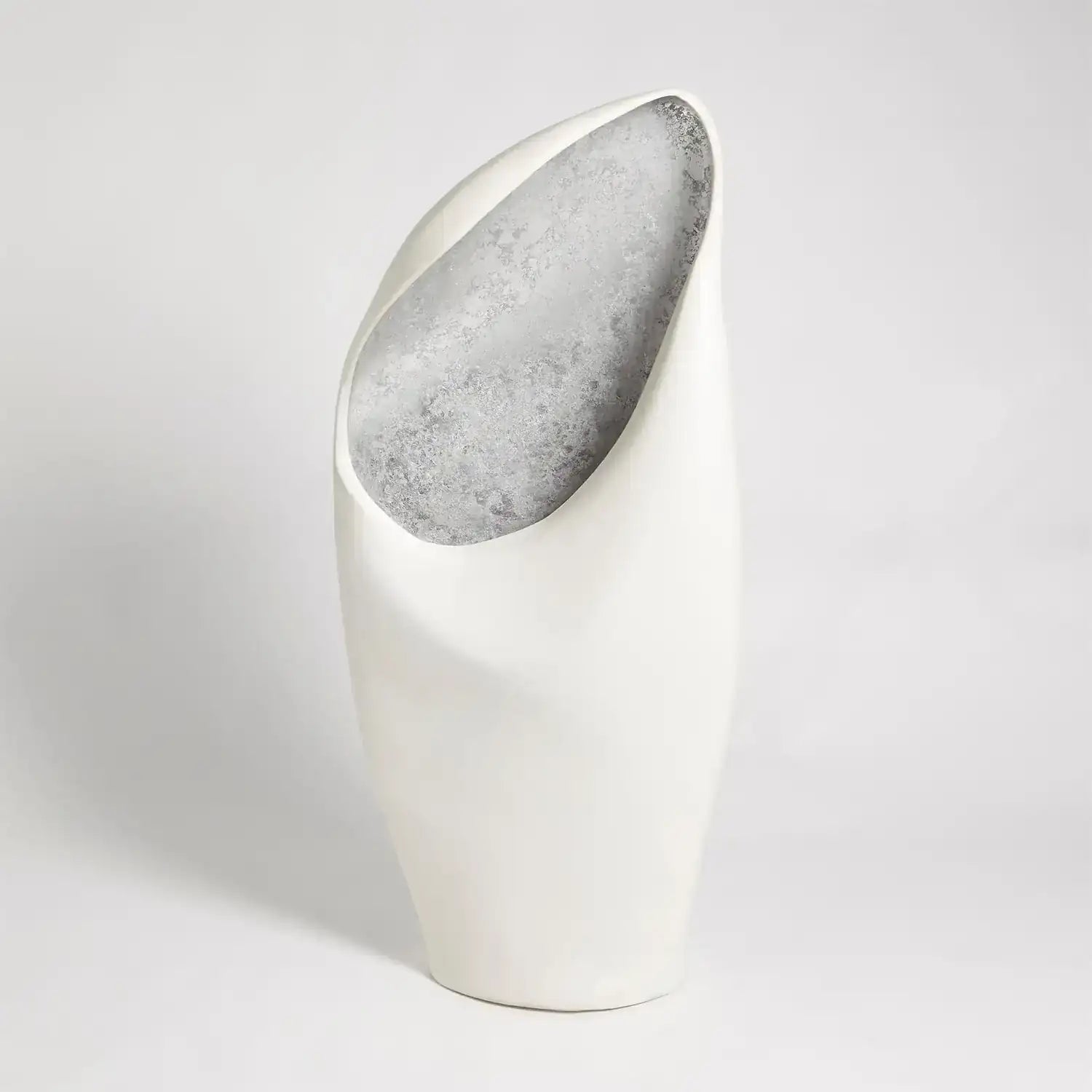 GLOBAL VIEWS, COWL LAMP, TABLE LAMPS