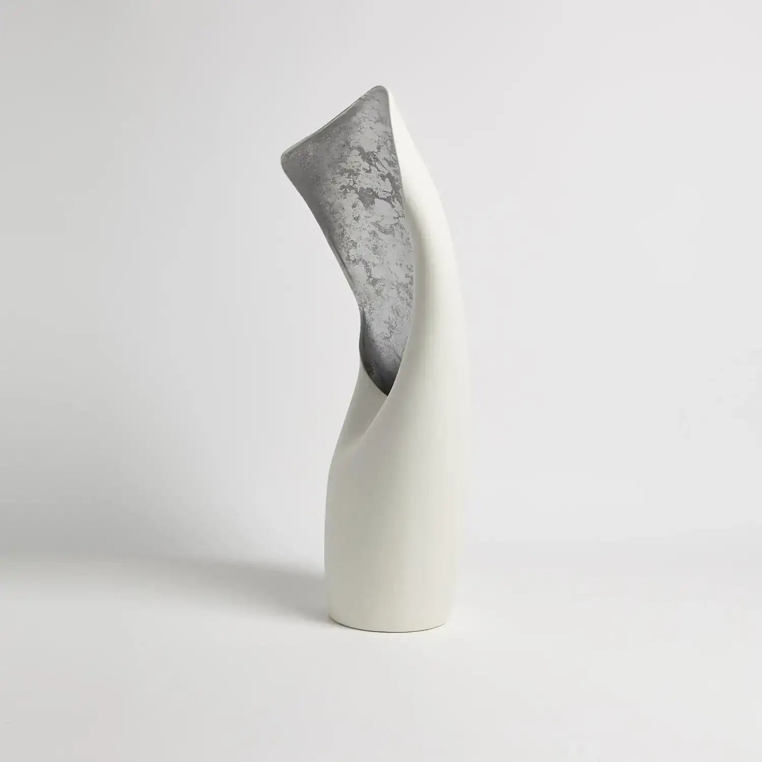 GLOBAL VIEWS, COWL LAMP, TABLE LAMPS