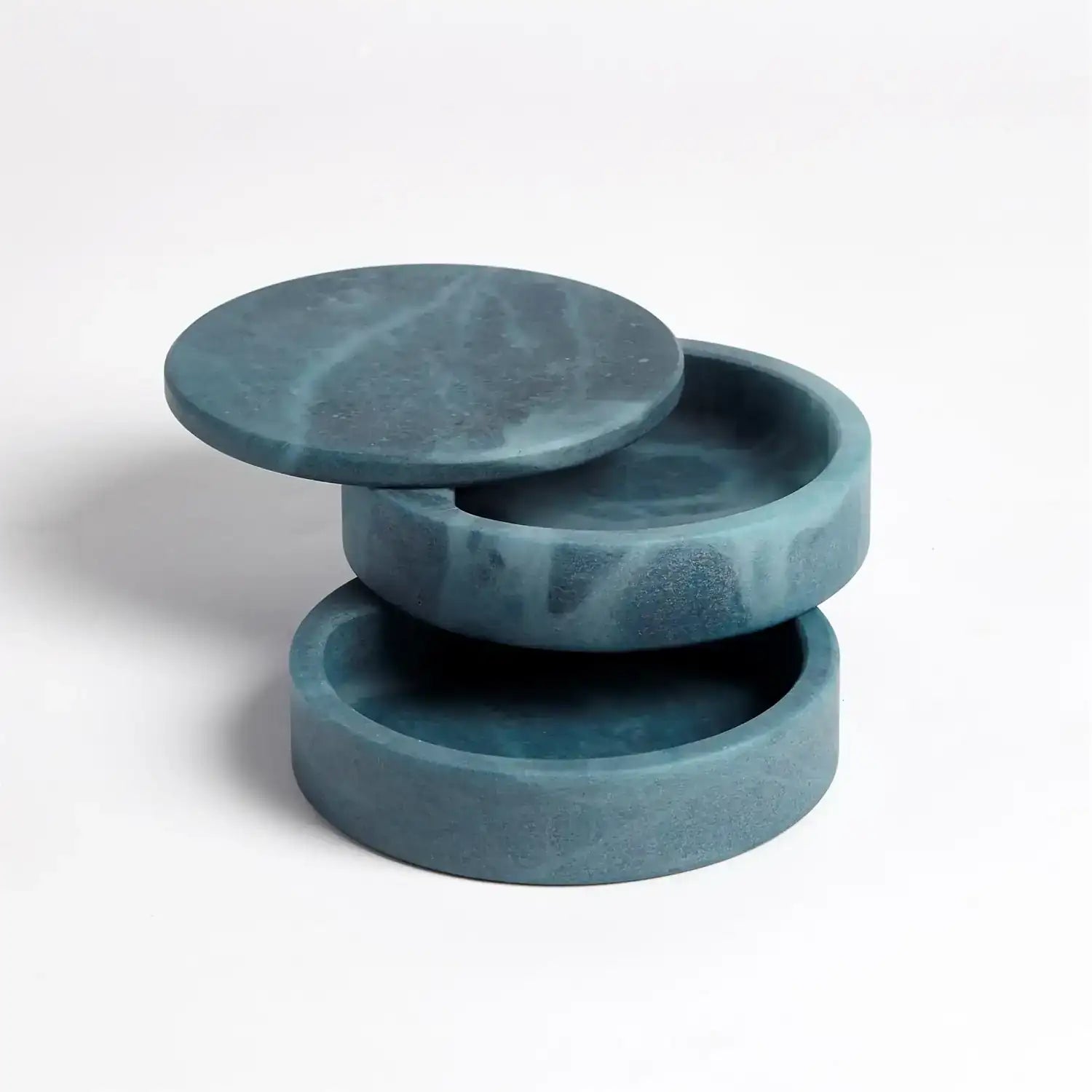 GLOBAL VIEWS ALABASTER SWIVEL BOX - Decorative Accents