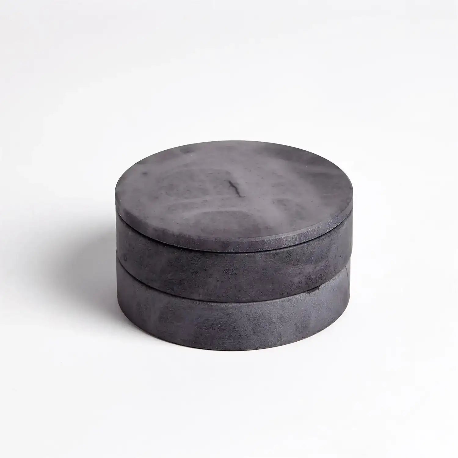 GLOBAL VIEWS ALABASTER SWIVEL BOX - Decorative Accents