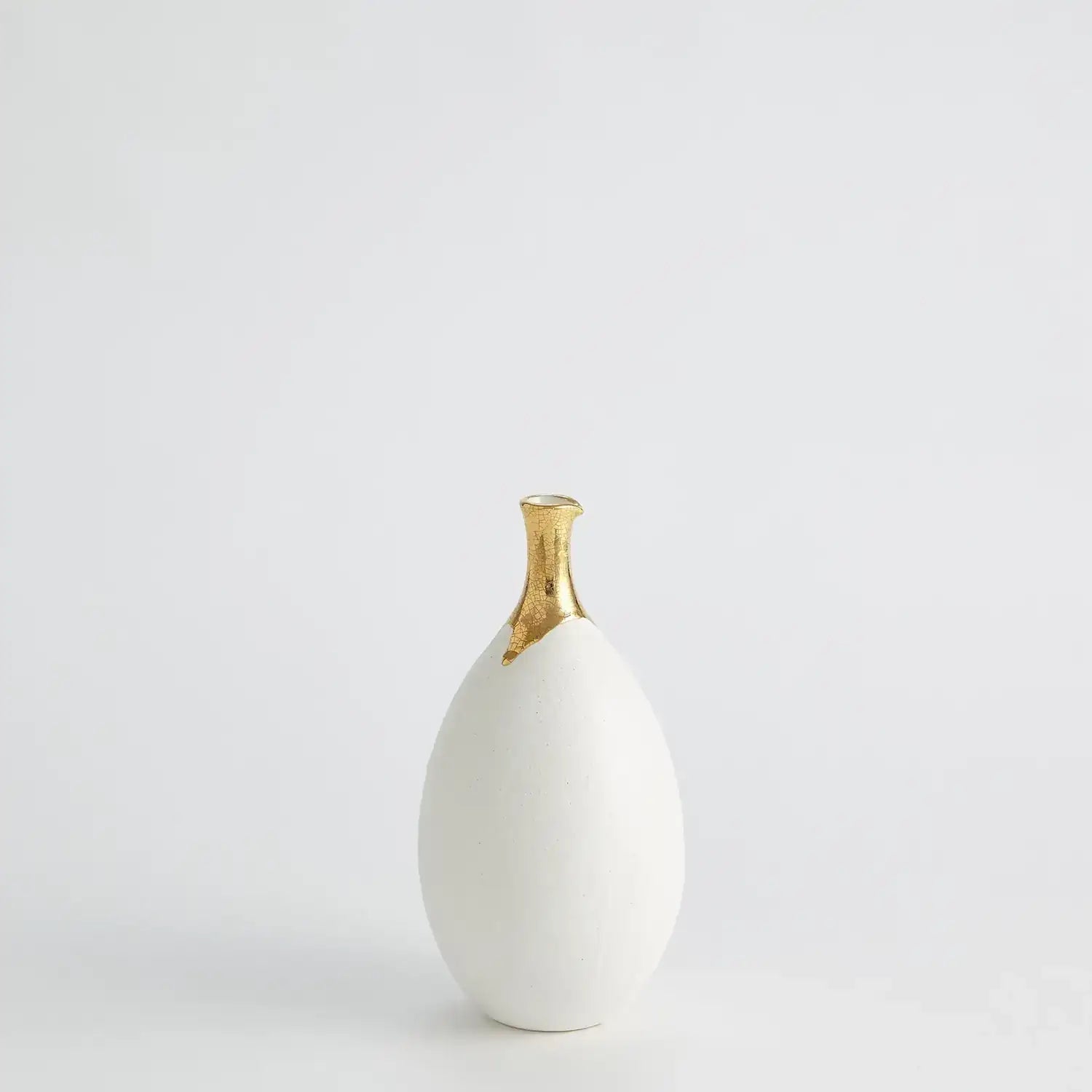GLOBAL VIEWS DIPPED GOLDEN CRACKLE/WHITE SLENDER VASE - Decorative Accents