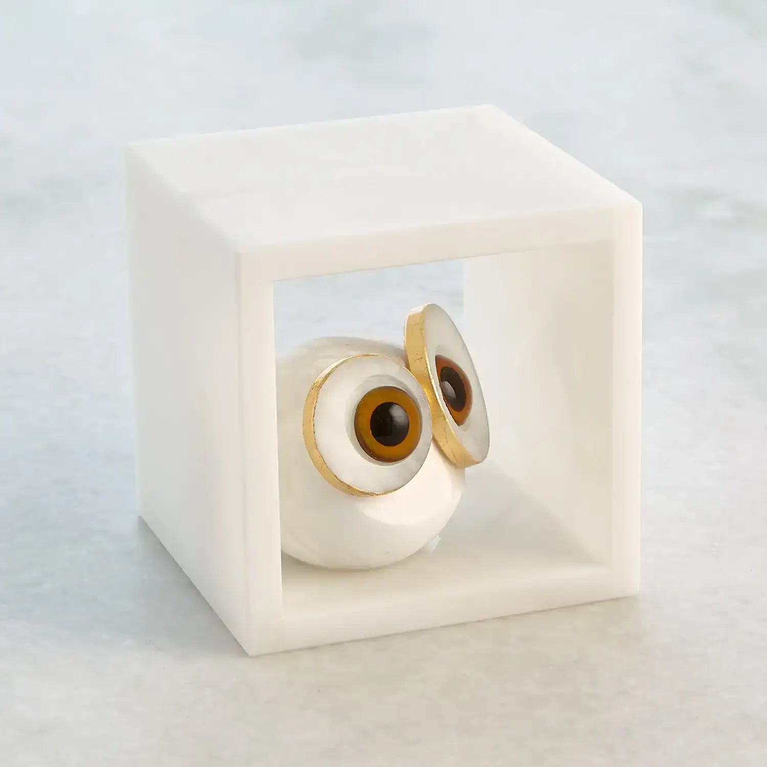 GLOBAL VIEWS ALABASTER BIG EYED OWL IN CUBE - Decorative Accents