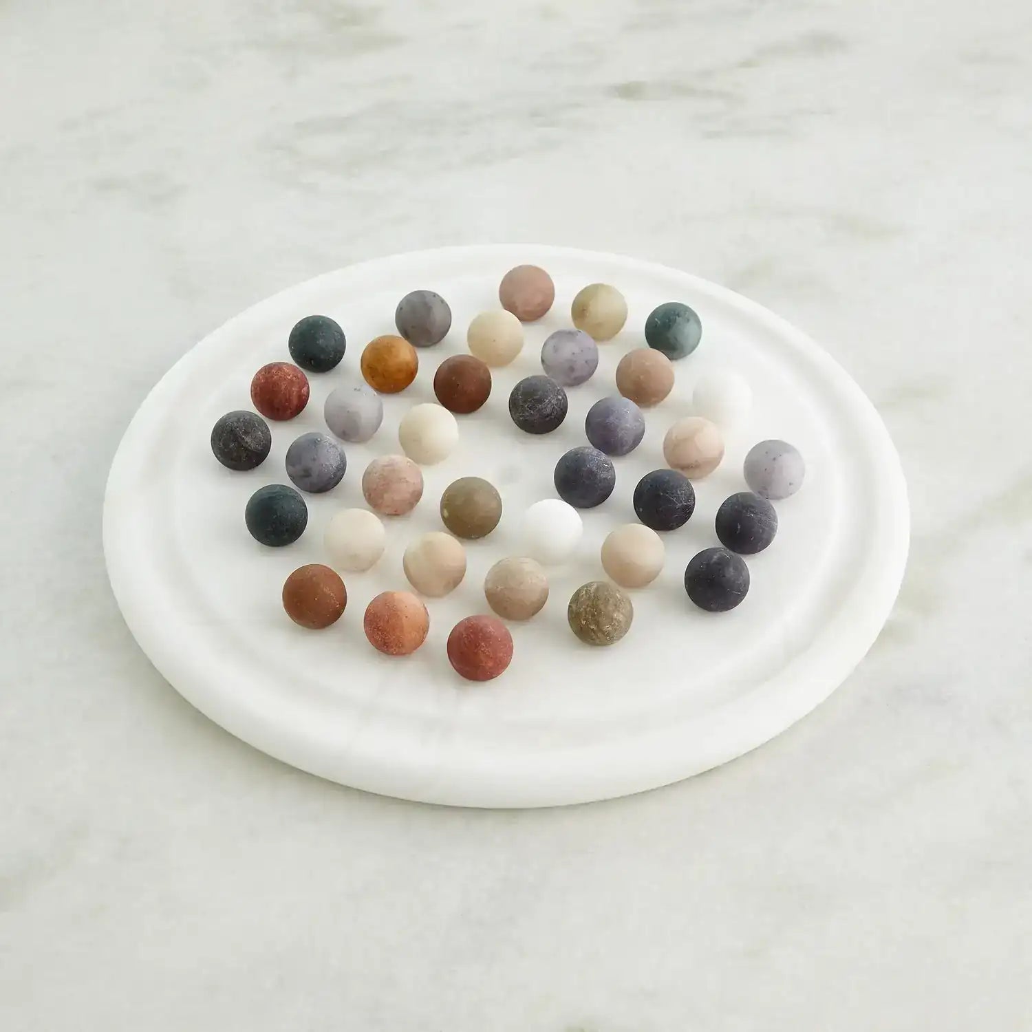 GLOBAL VIEWS ALABASTER SOLITAIRE GAME SET - Decorative Accents