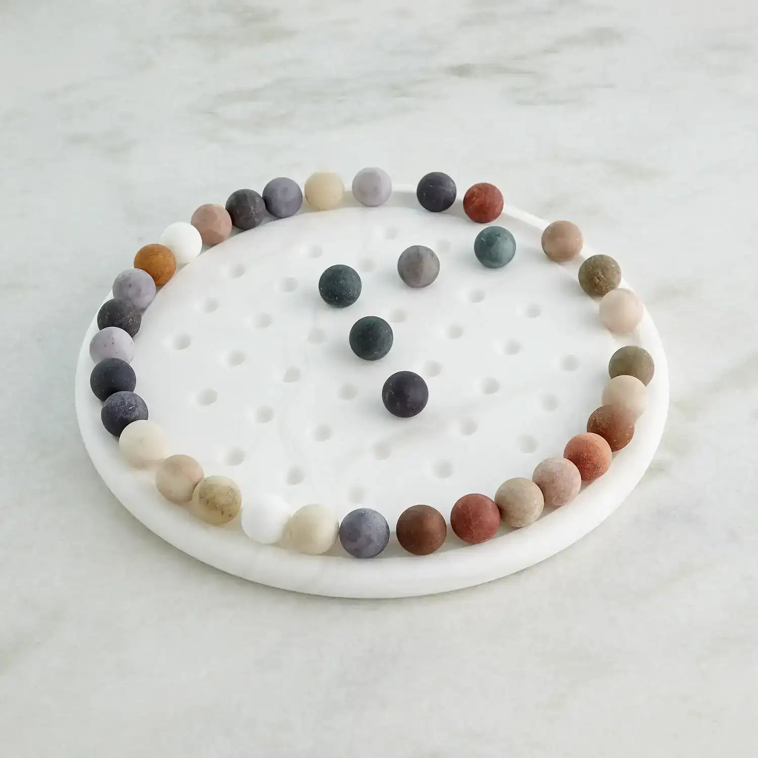 GLOBAL VIEWS ALABASTER SOLITAIRE GAME SET - Decorative Accents