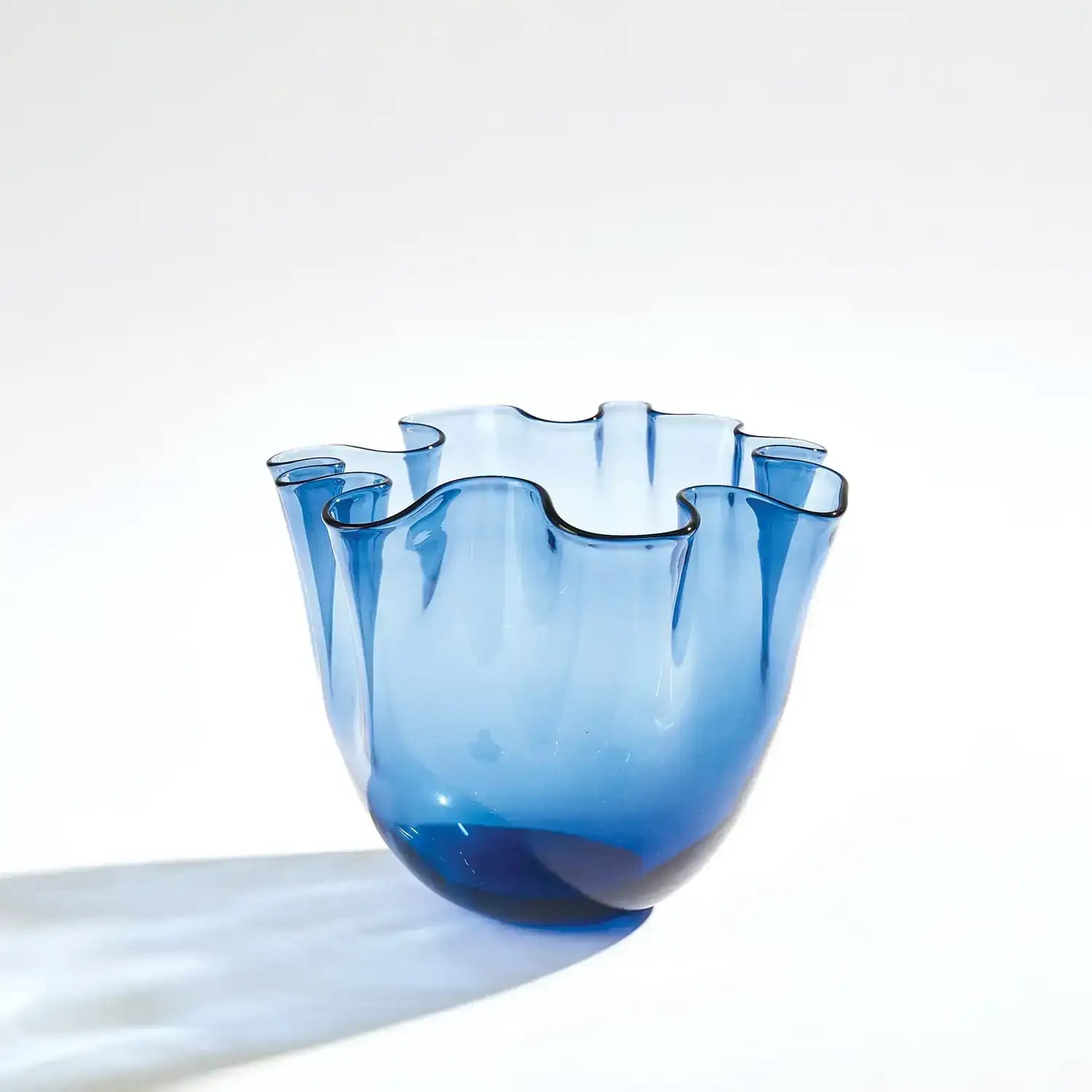 GLOBAL VIEWS HANDKERCHIEF VASE - Art