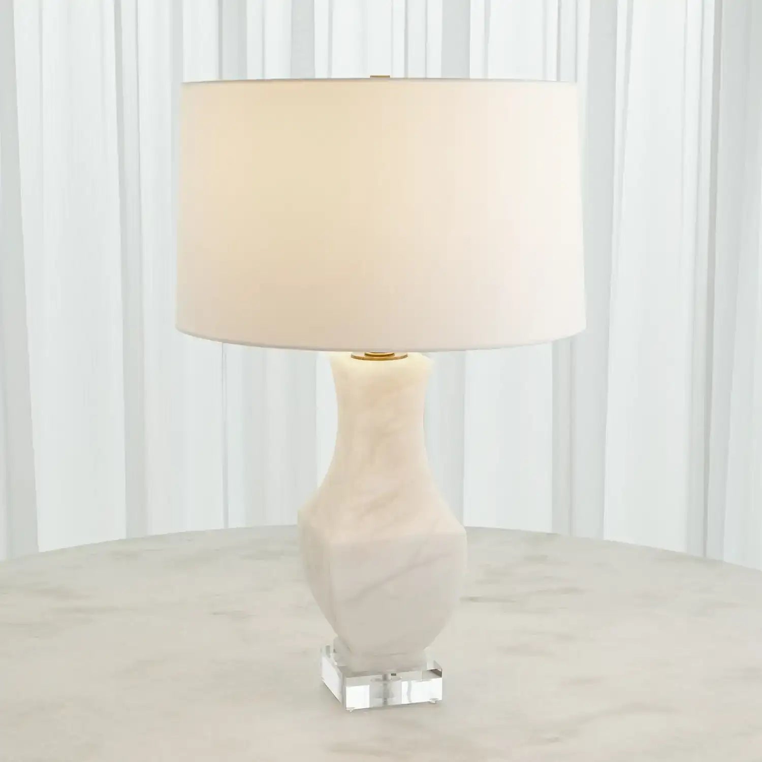 GLOBAL VIEWS, ALABASTER SQUARE URN LAMP, TABLE LAMPS