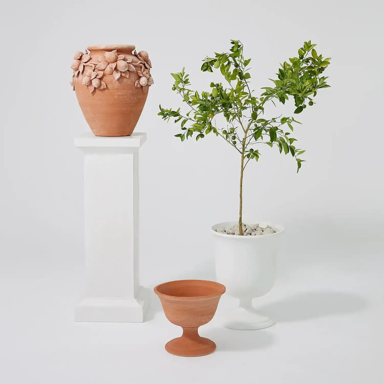 GLOBAL VIEWS VILLA CHALICE COMPOTE - Decorative Accents
