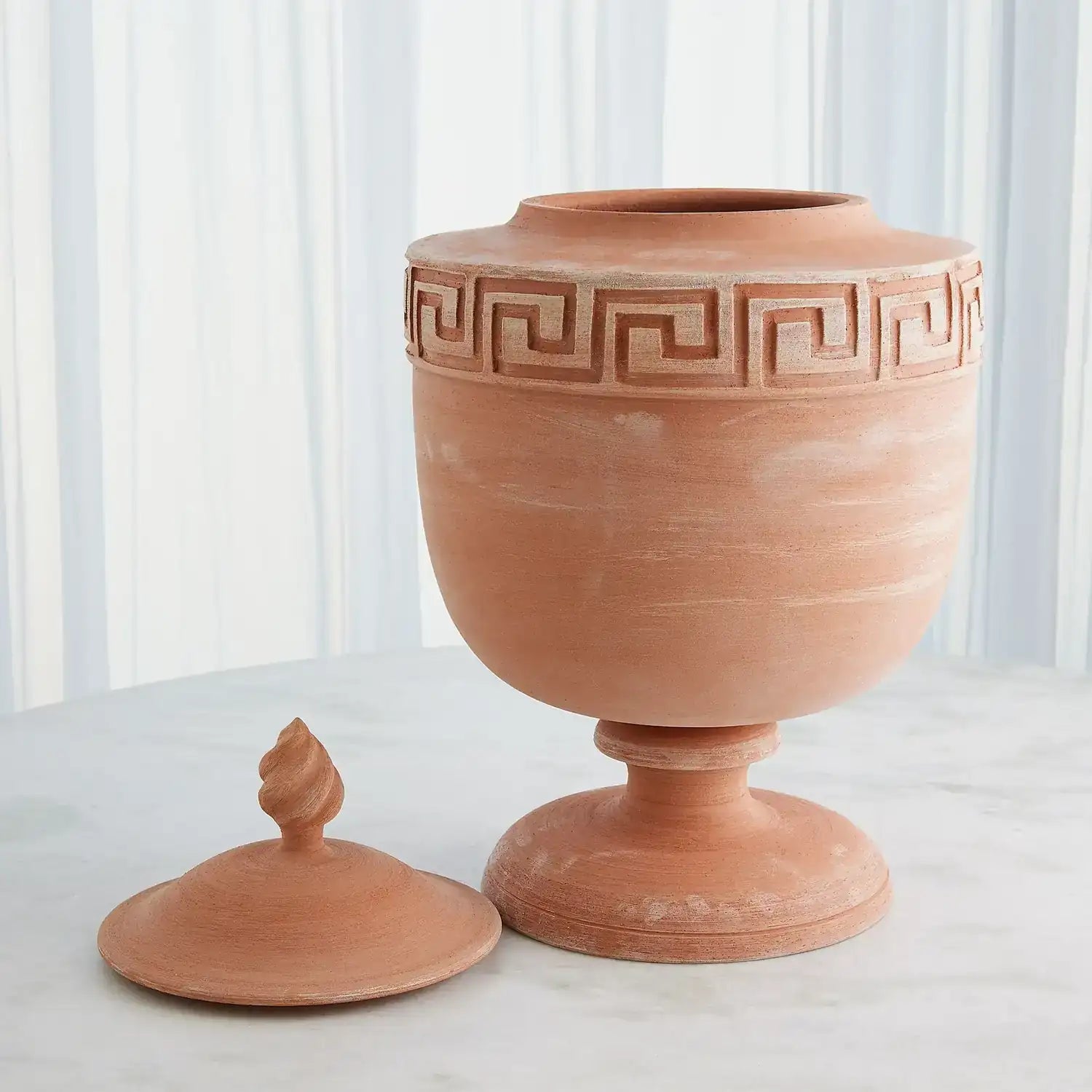 GLOBAL VIEWS VILLA GREEK KEY URN - Decorative Accents