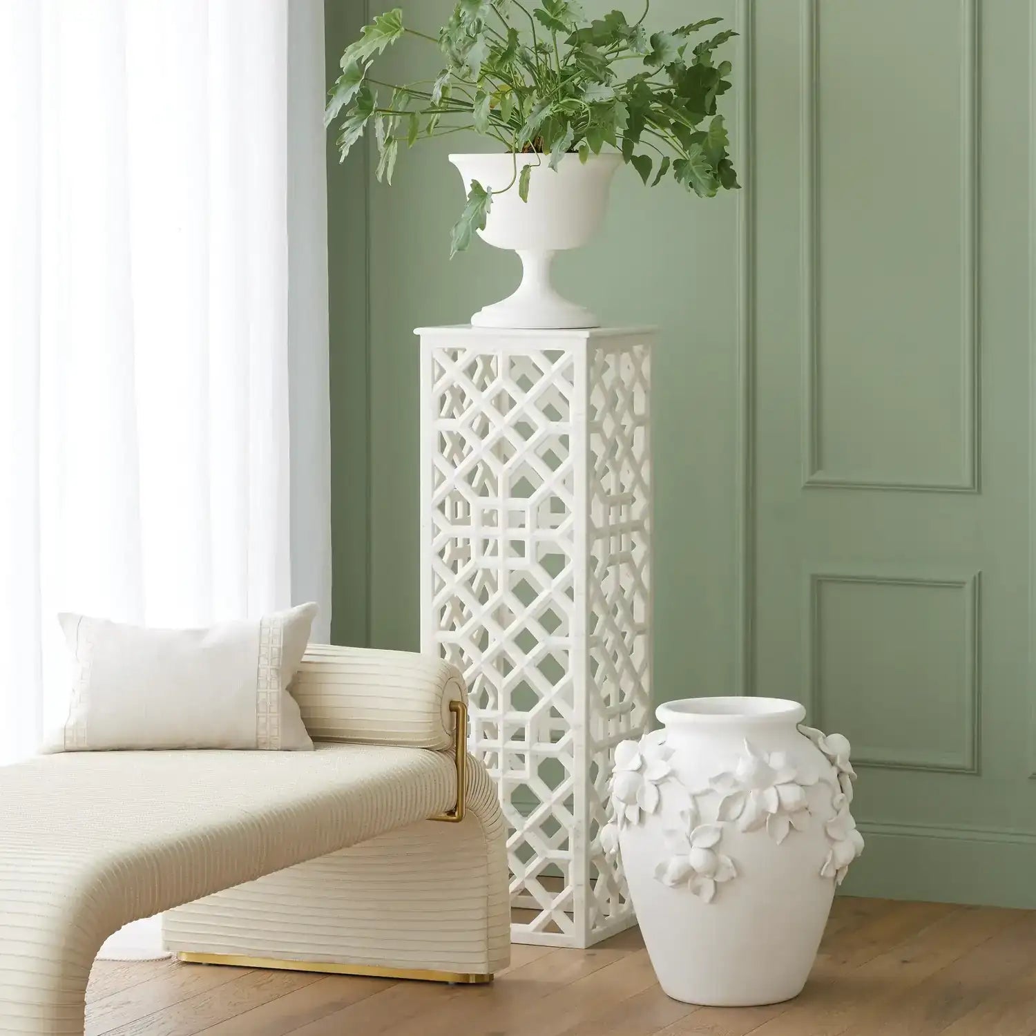 GLOBAL VIEWS VILLA LIMONE URN - Decorative Accents
