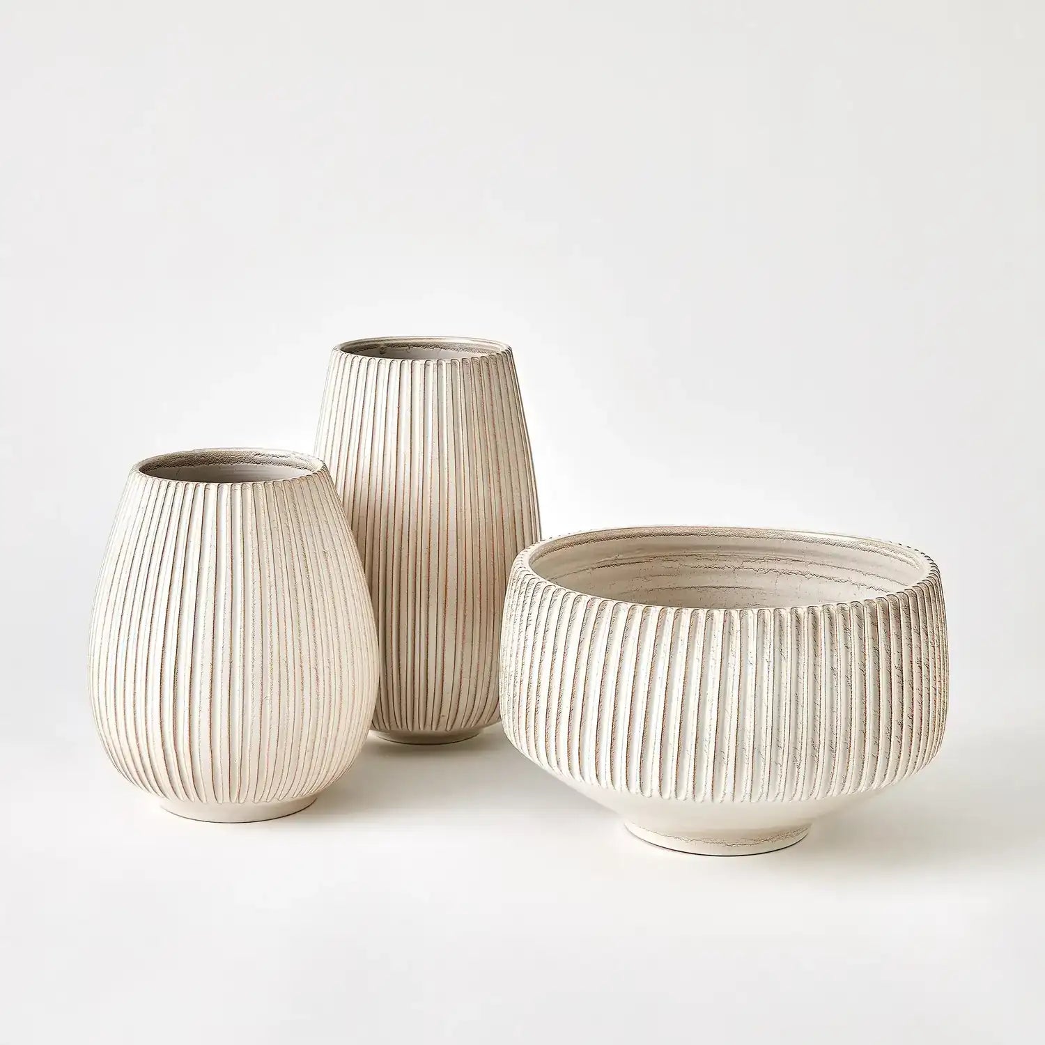 GLOBAL VIEWS VERTICAL RIBBED BOWL - Decorative Accents