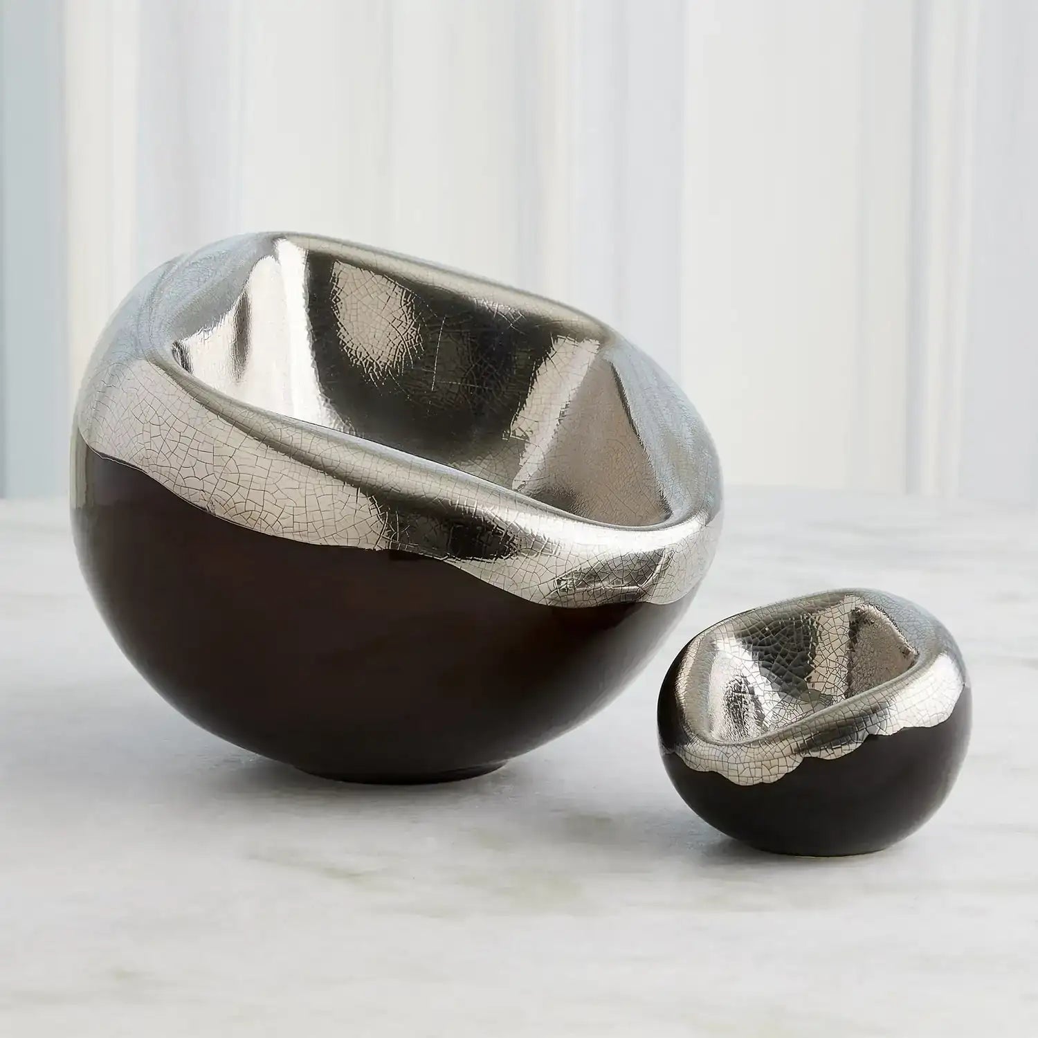 GLOBAL VIEWS SQUISHED BOWL - Decorative Accents