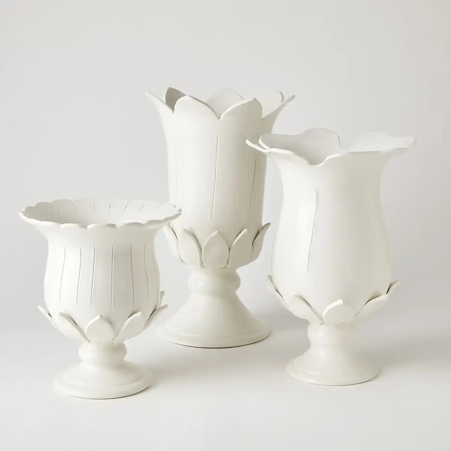 GLOBAL VIEWS BLOSSOM VASE - Decorative Accents