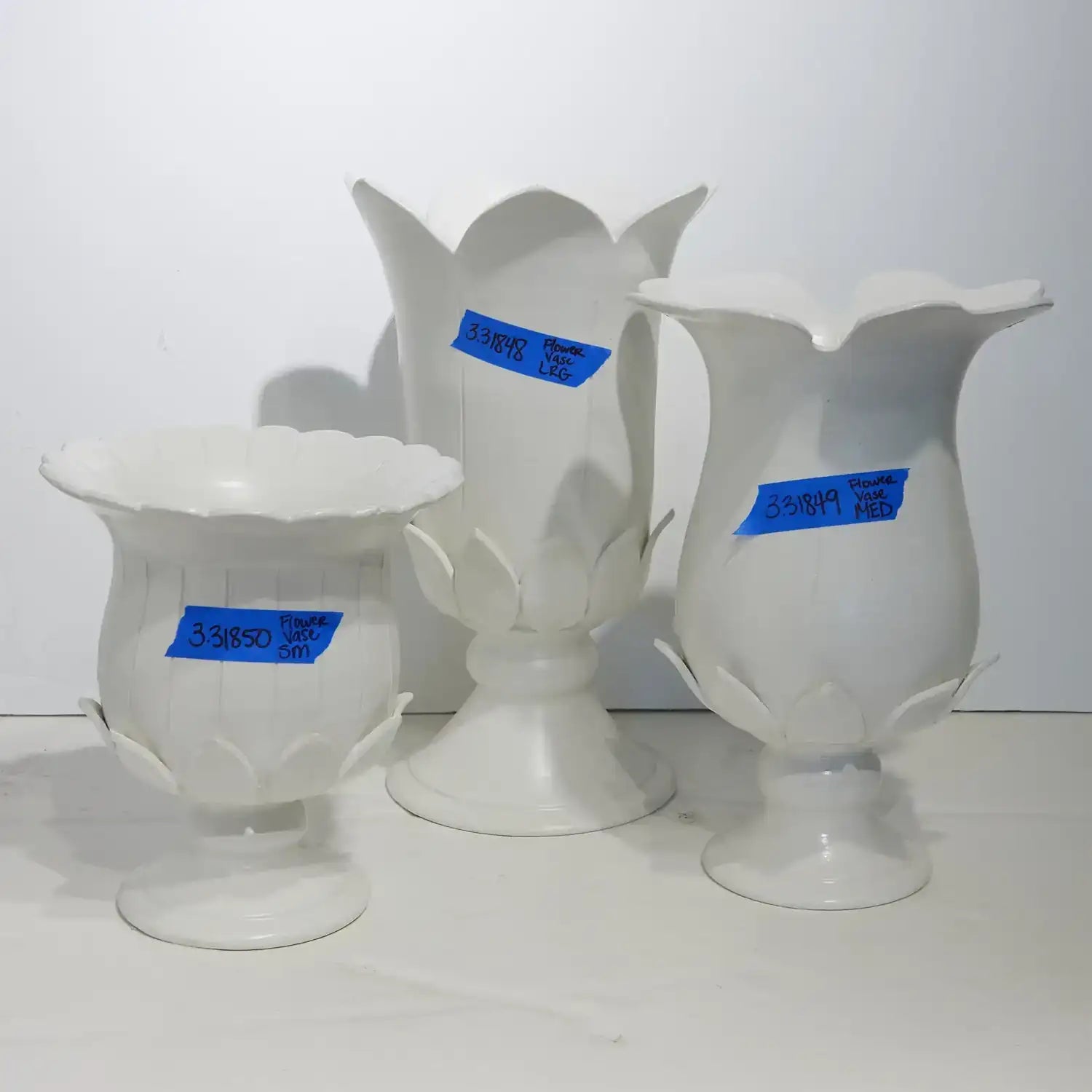 GLOBAL VIEWS BLOSSOM VASE - Decorative Accents