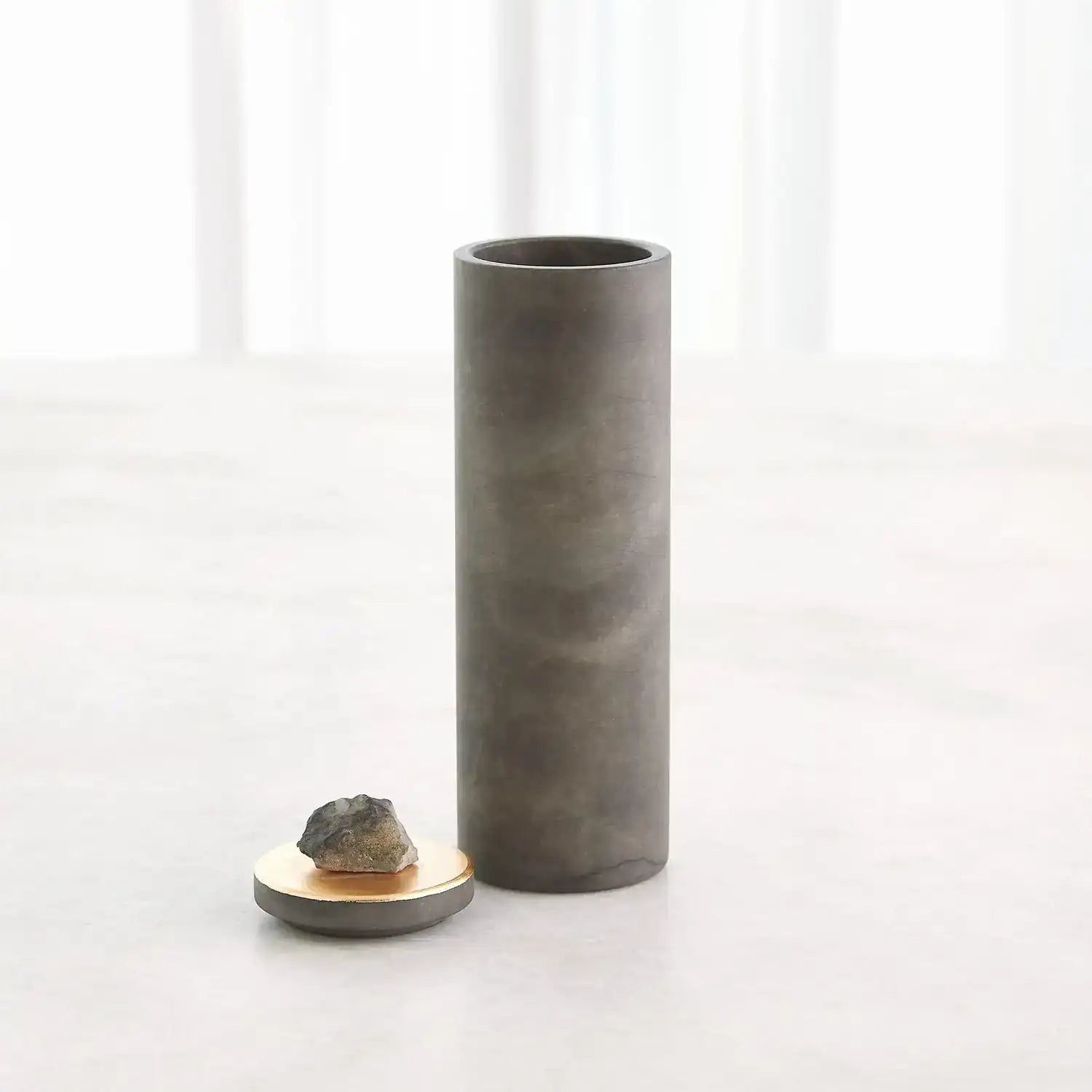 GLOBAL VIEWS QUARRY JAR - Decorative Accents