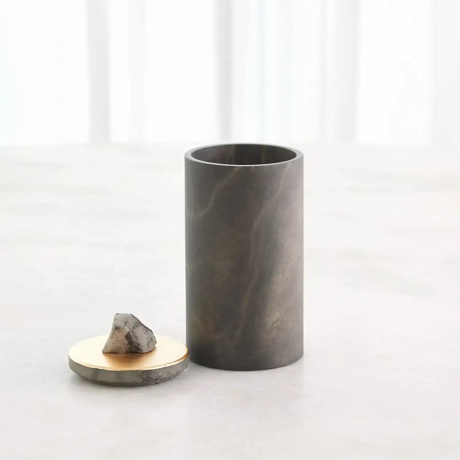 GLOBAL VIEWS QUARRY JAR - Decorative Accents