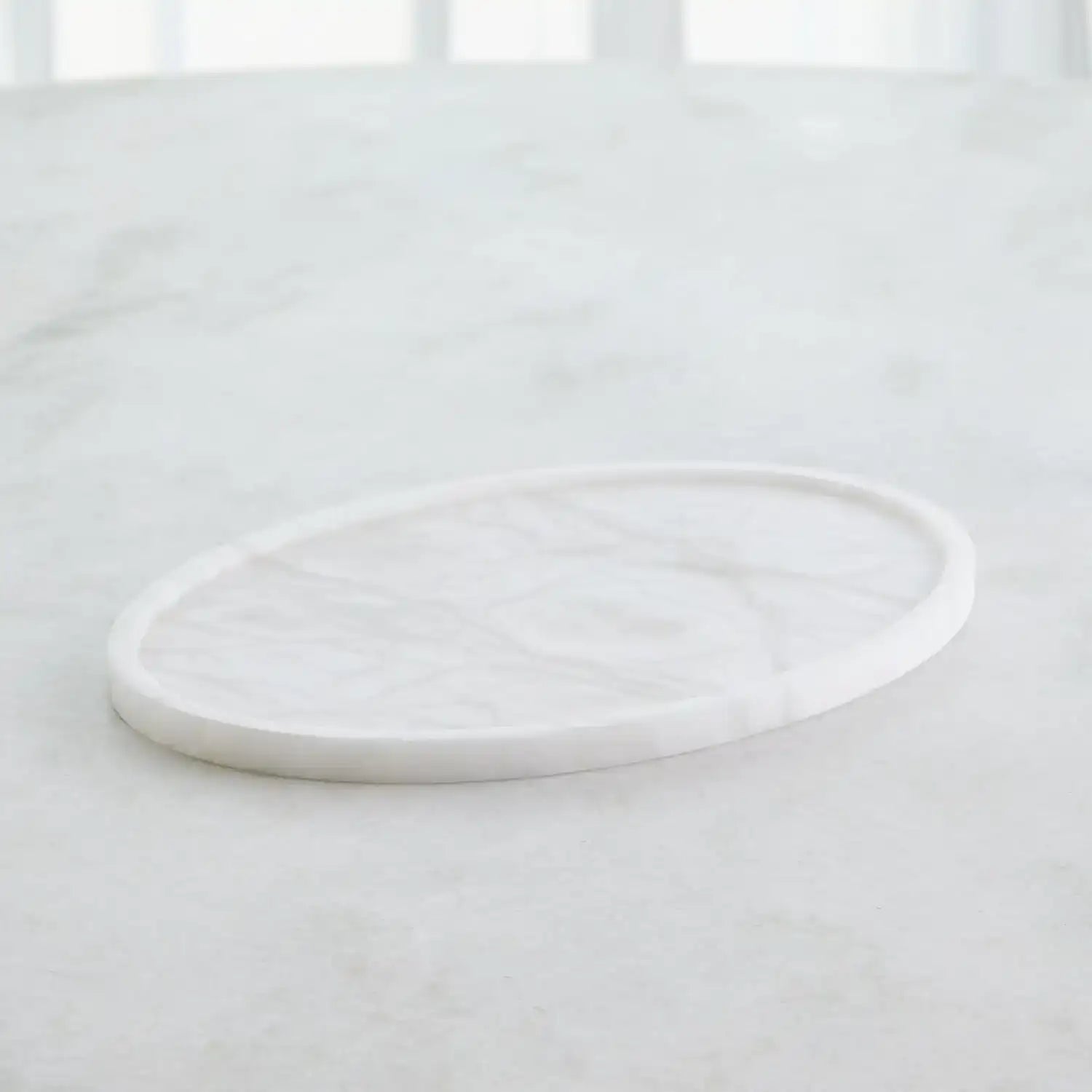 GLOBAL VIEWS ALABASTER OVAL TRAY - Decorative Accents