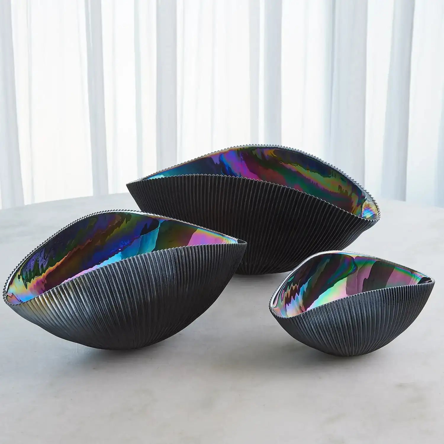 GLOBAL VIEWS PLEATED BOWL - Decorative Accents