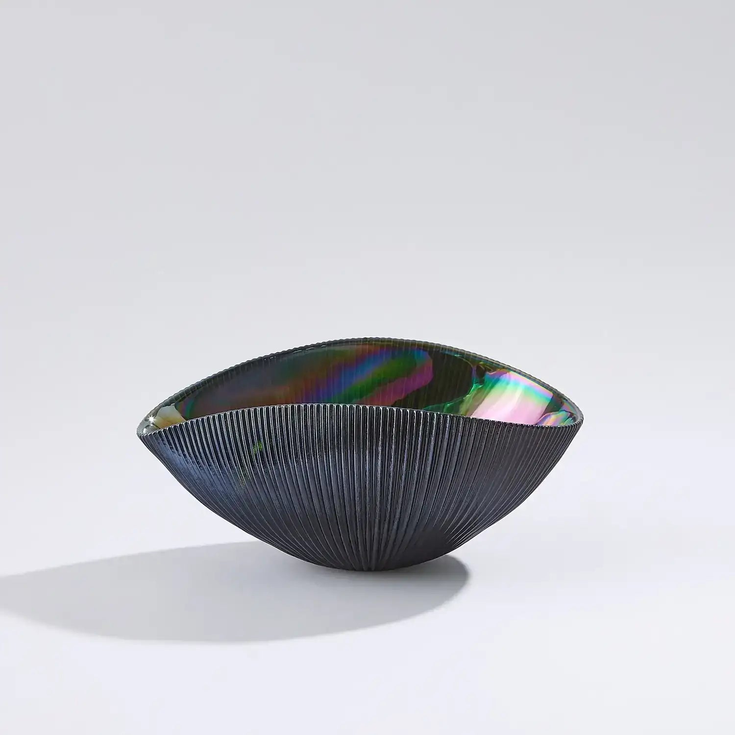 GLOBAL VIEWS PLEATED BOWL - Decorative Accents