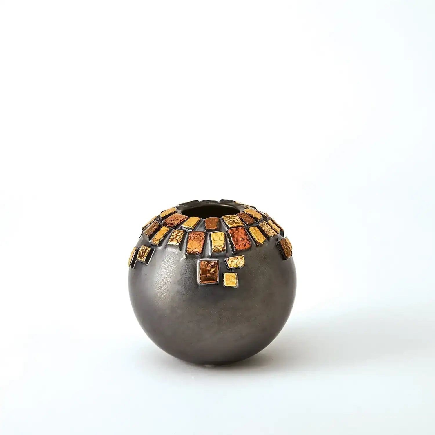 GLOBAL VIEWS ARRAY VASE - Decorative Accents