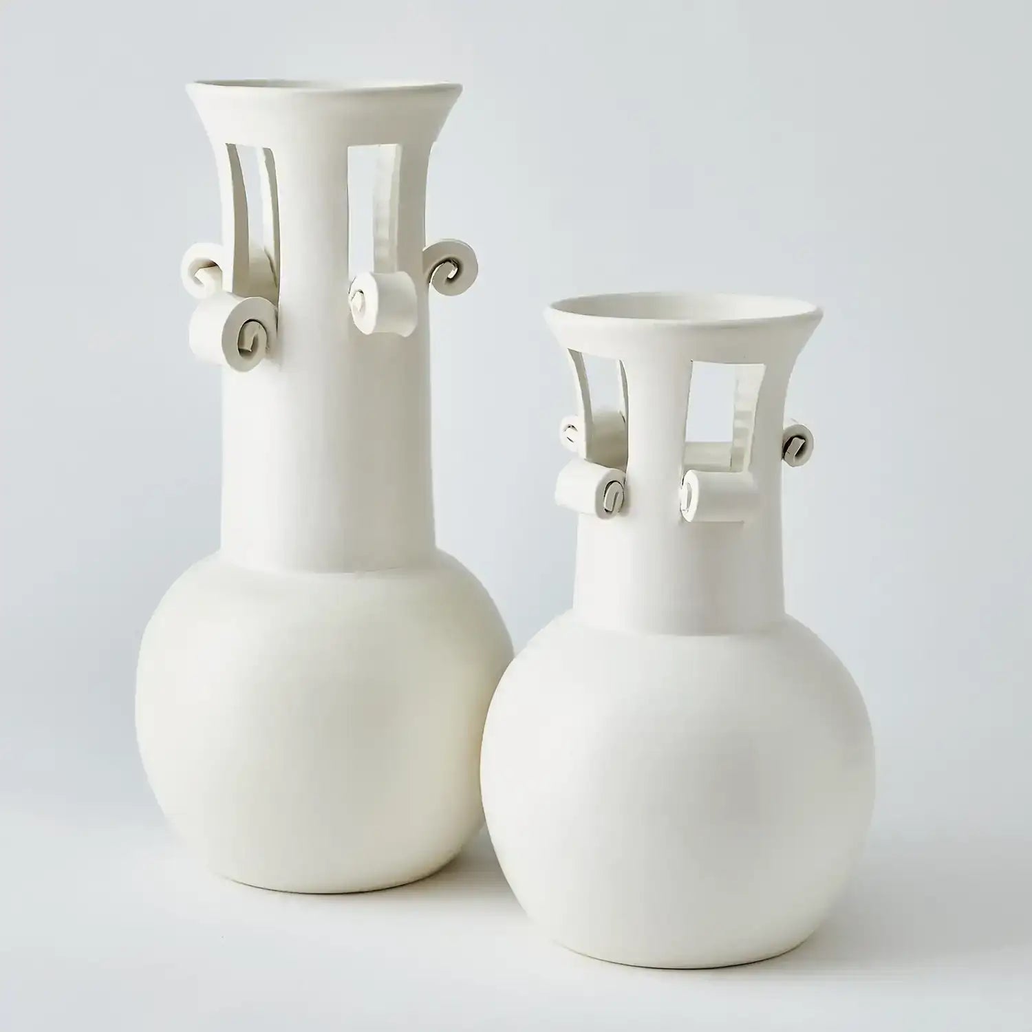 GLOBAL VIEWS SPIRAL HANDLE VASE - Decorative Accents
