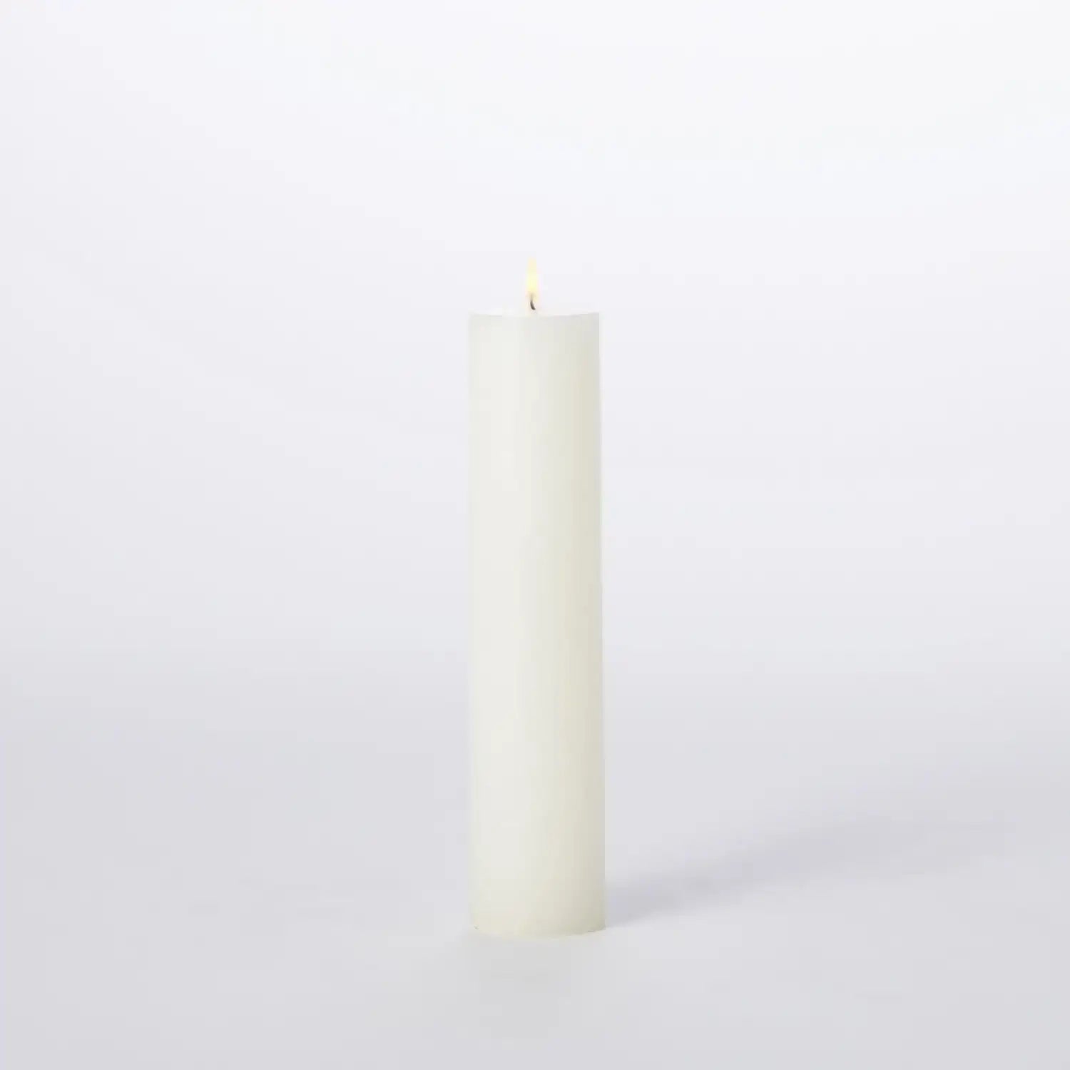 GLOBAL VIEWS PILLAR CANDLE - Decorative Accents