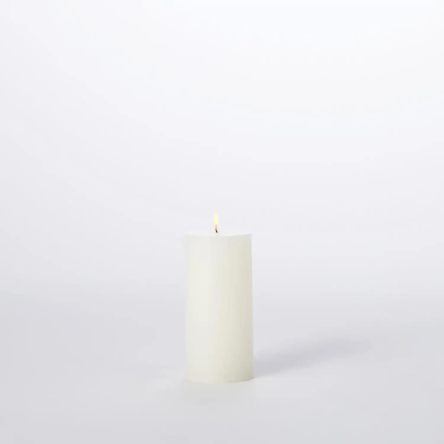 GLOBAL VIEWS PILLAR CANDLE - Decorative Accents